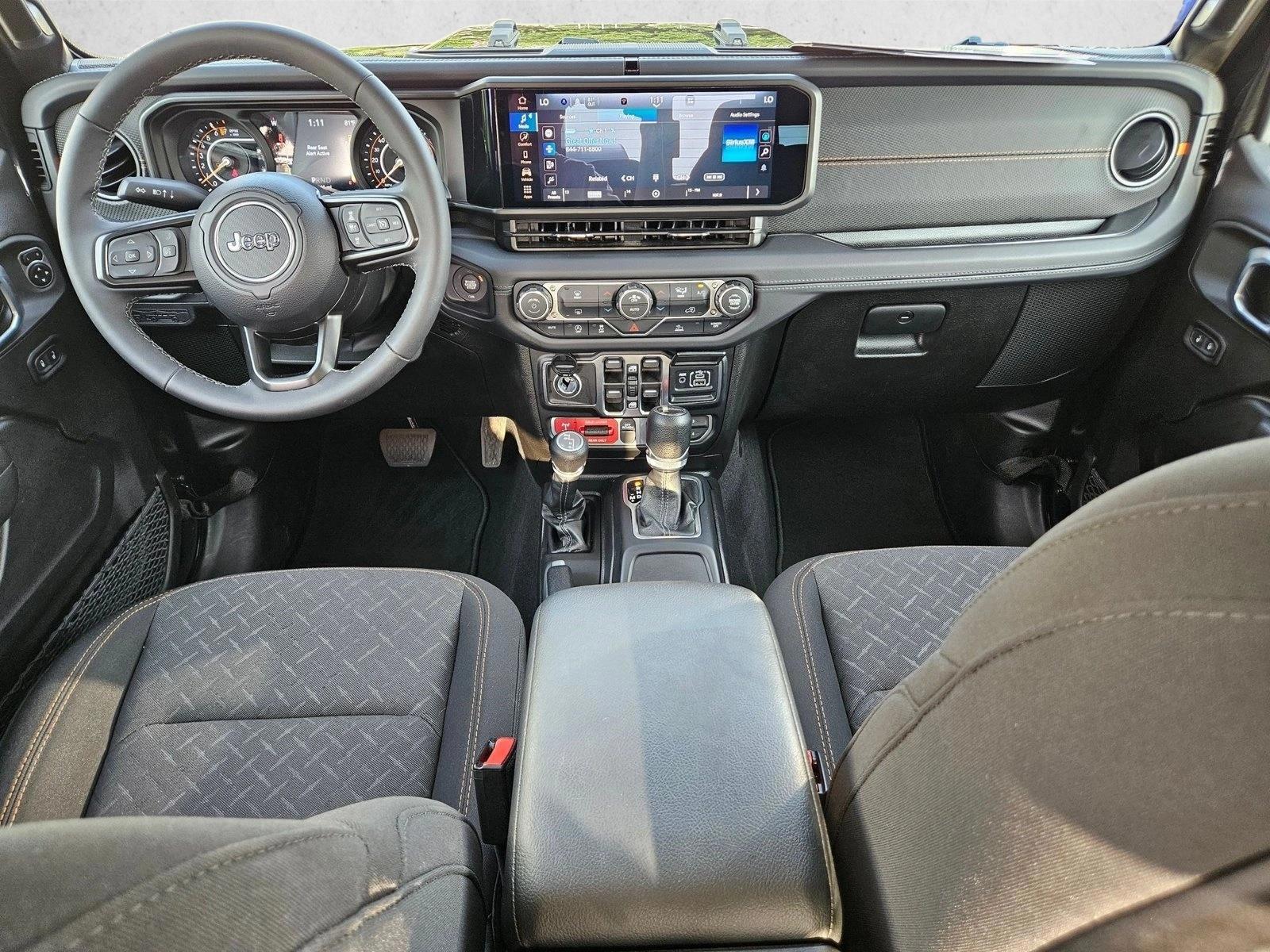Thumbnail: 2026 Jeep Gladiator - 3