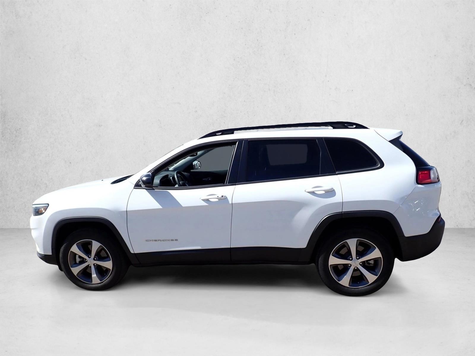 Thumbnail: 2022 Jeep Cherokee - 4