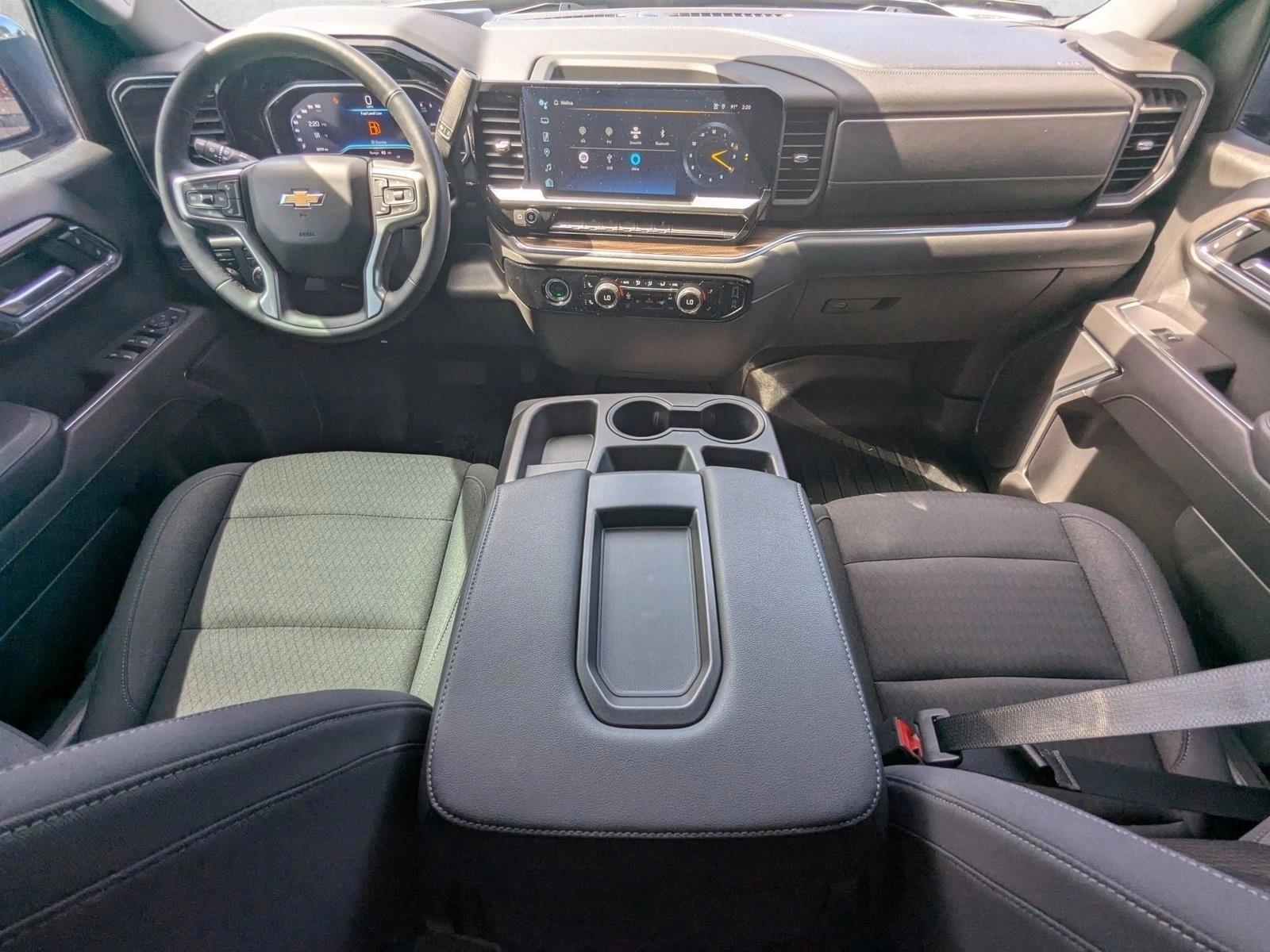 Thumbnail: 2019 Chevrolet Silverado 1500 - 3