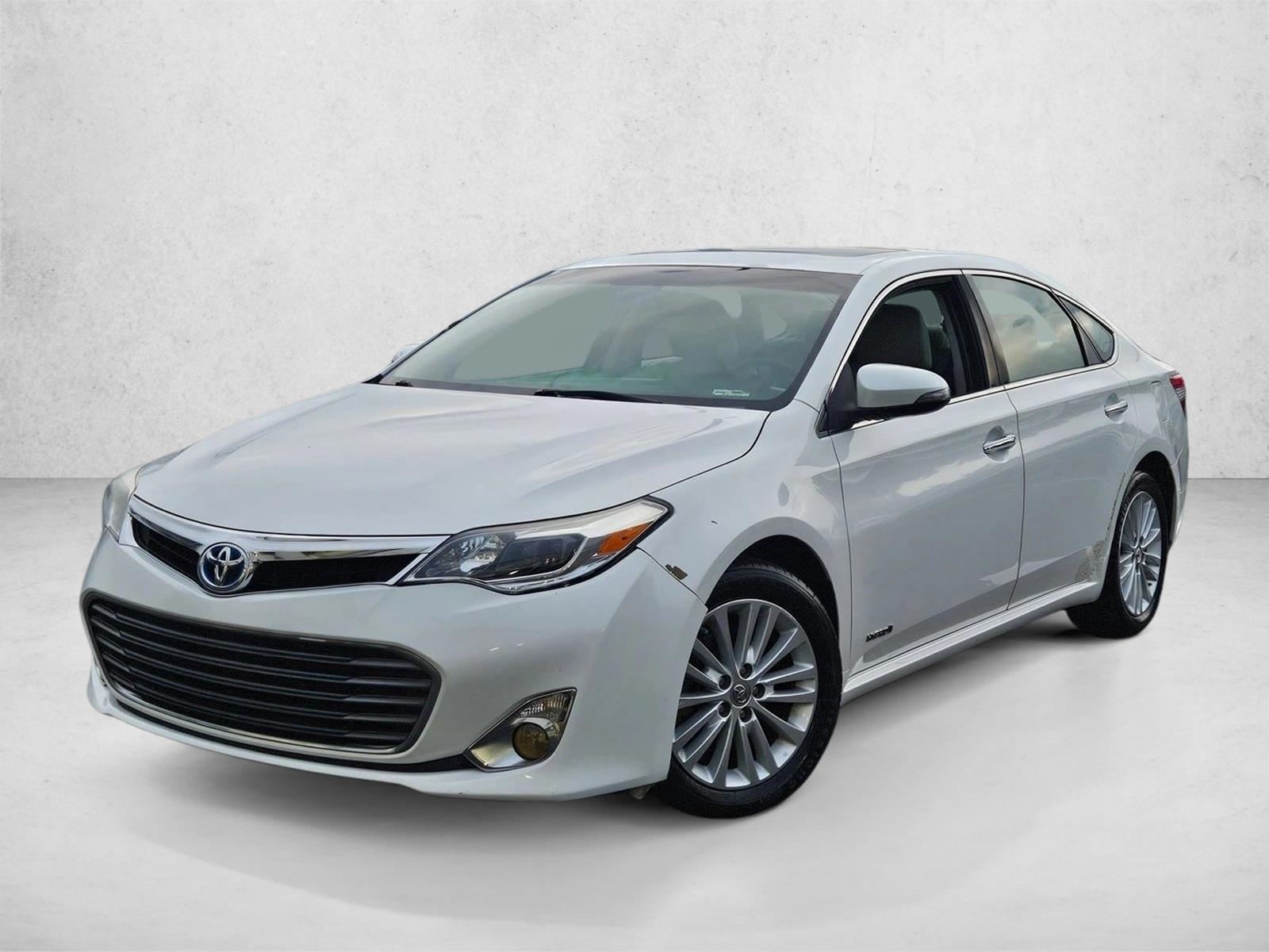 Thumbnail: 2015 Toyota Avalon - 1