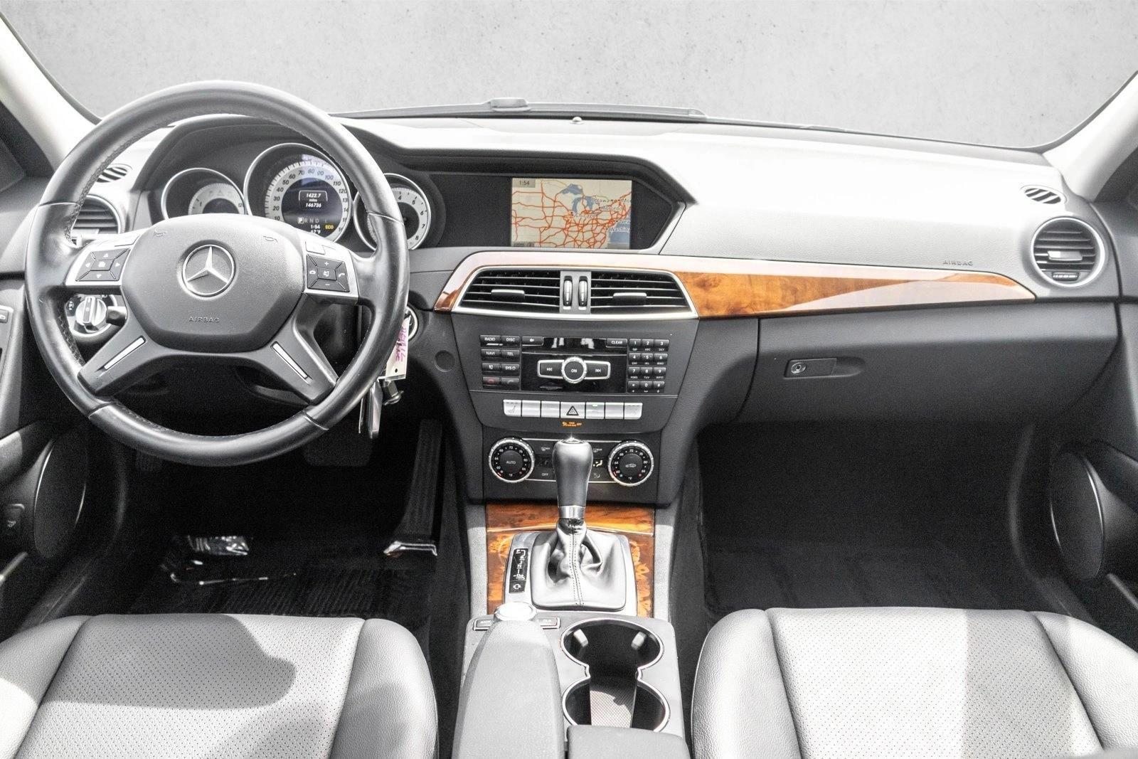 Thumbnail: 2014 Mercedes-Benz C-Class - 4