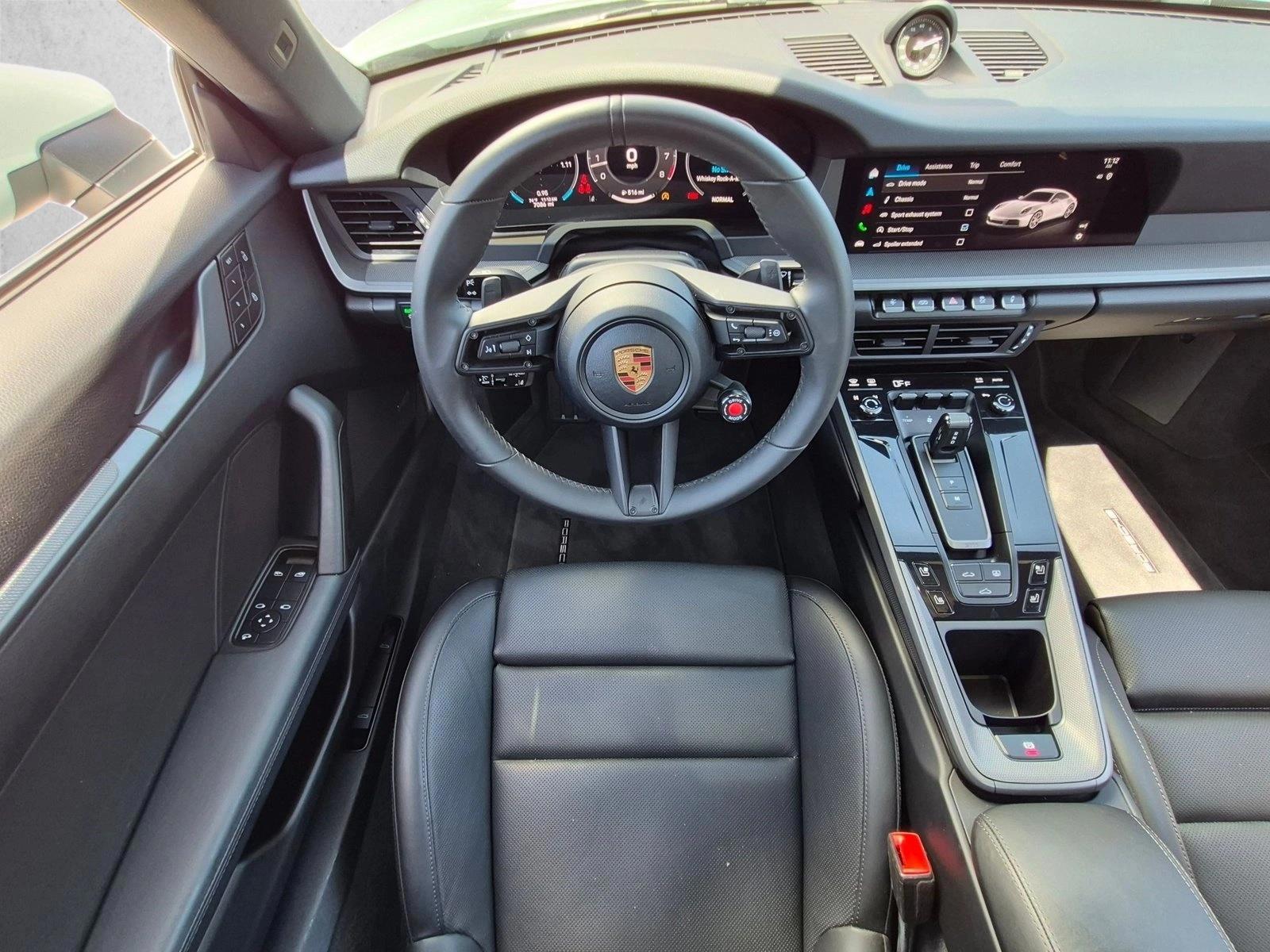 Thumbnail: 2025 Porsche 911 - 4