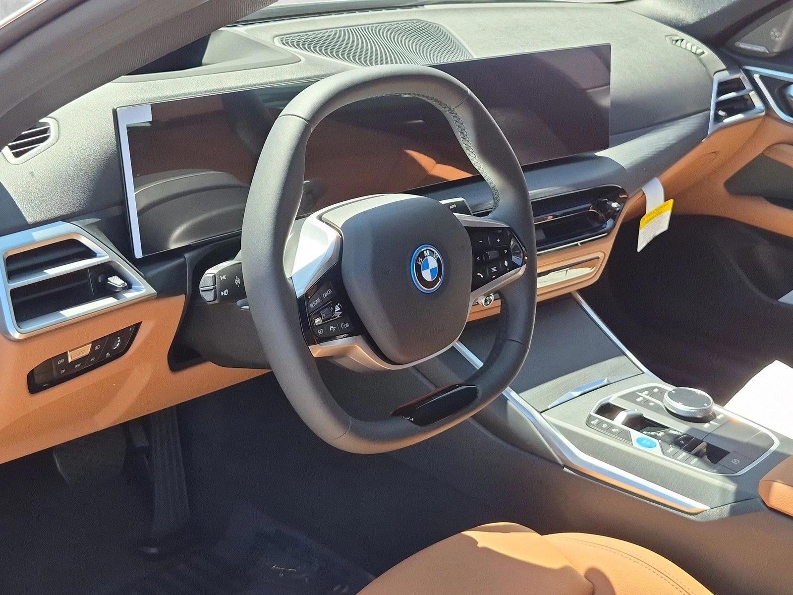 Thumbnail: 2026 BMW i4 - 3