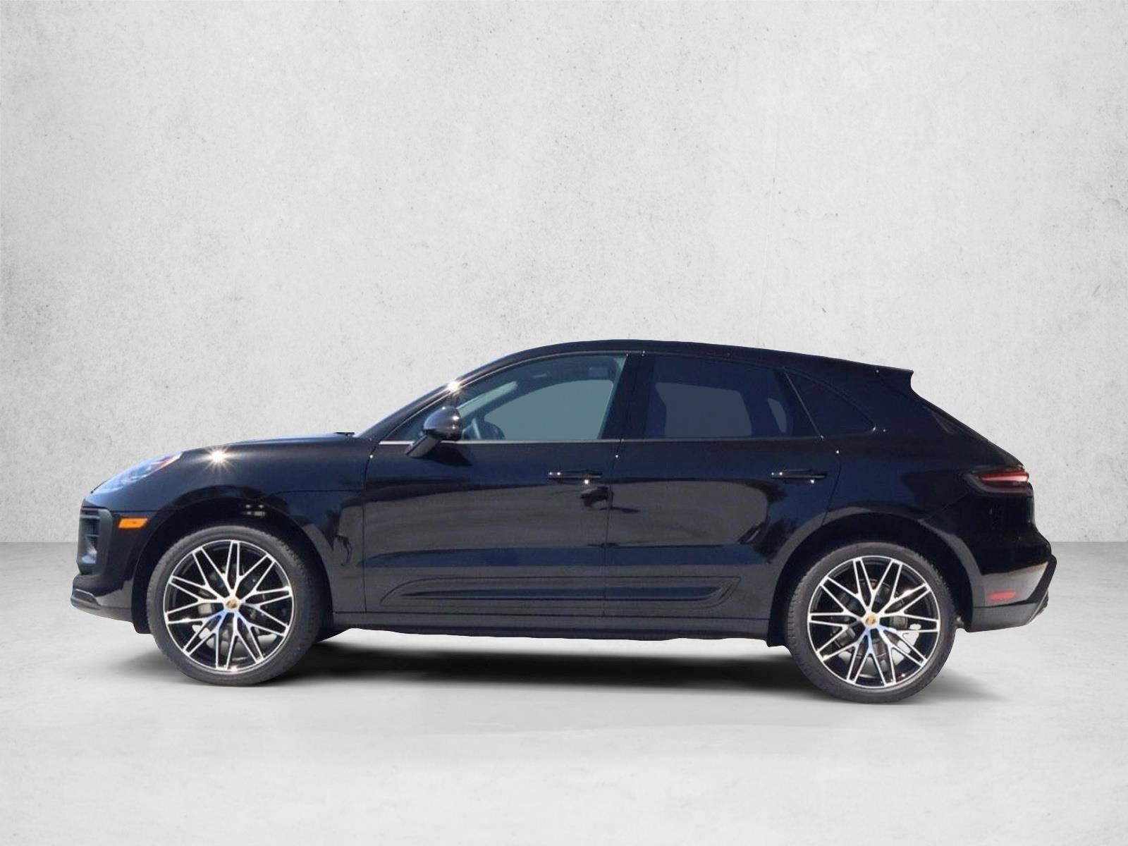 Thumbnail: 2026 Porsche Macan - 2