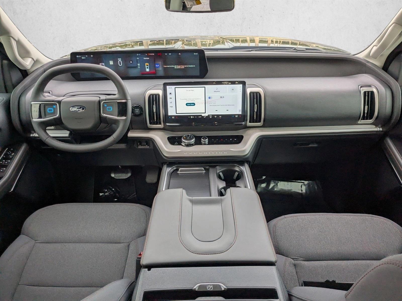 Thumbnail: 2025 Ford Expedition - 3