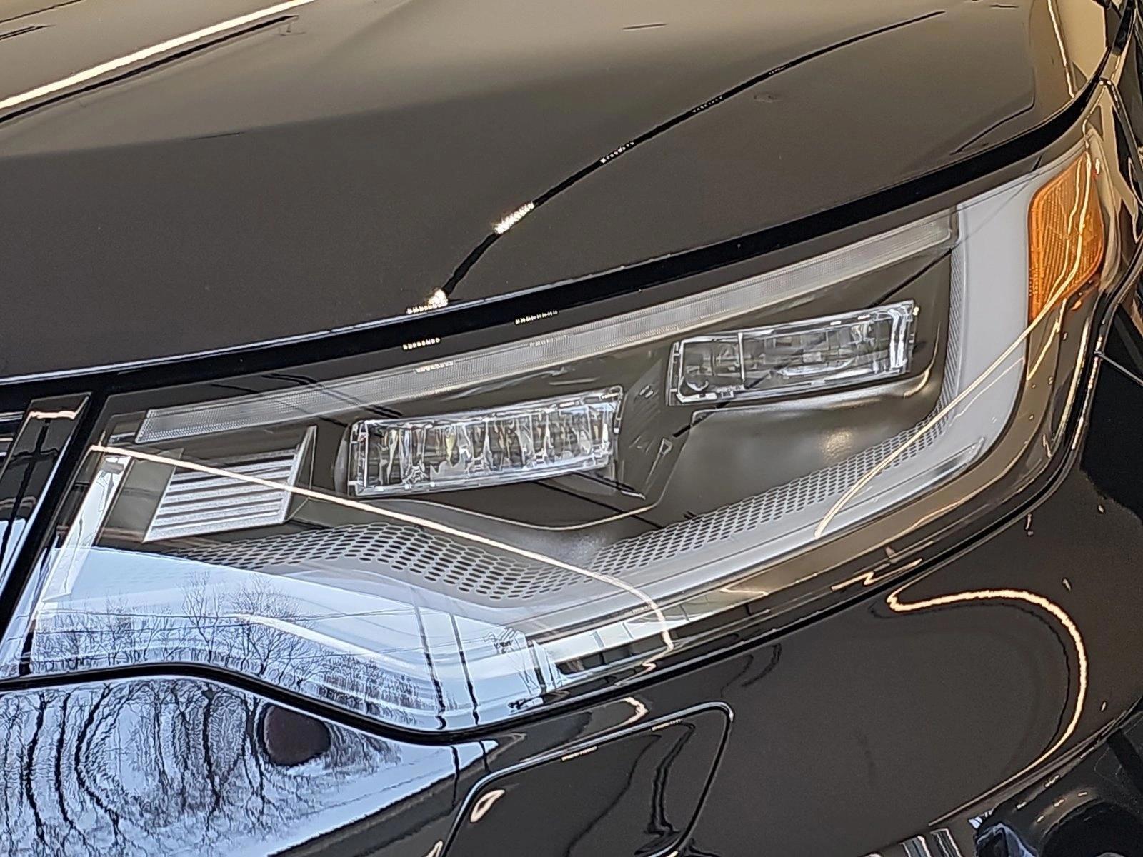 2025 Land Rover Discovery Dynamic SE - Photo 29