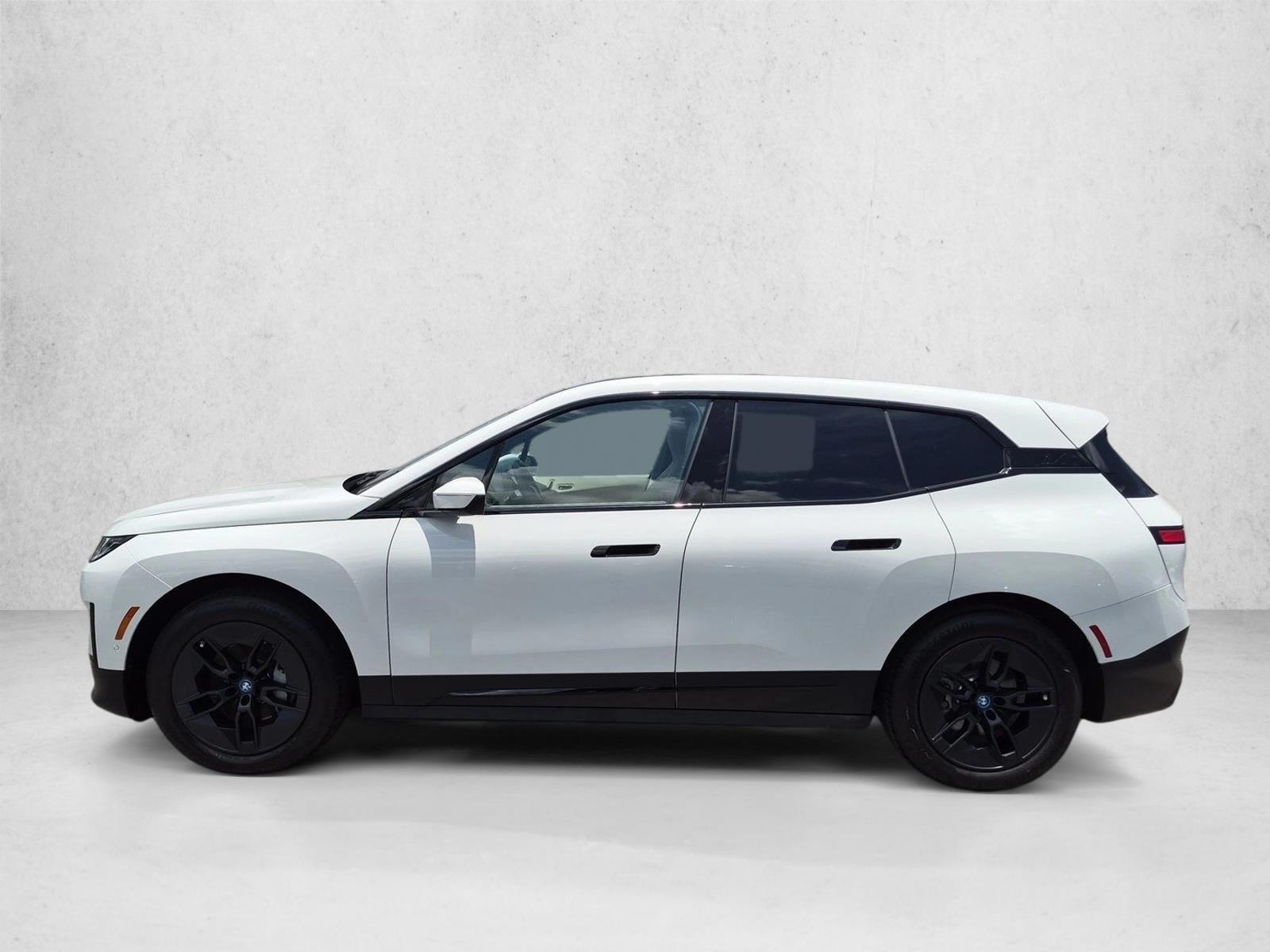 Thumbnail: 2024 BMW iX - 2