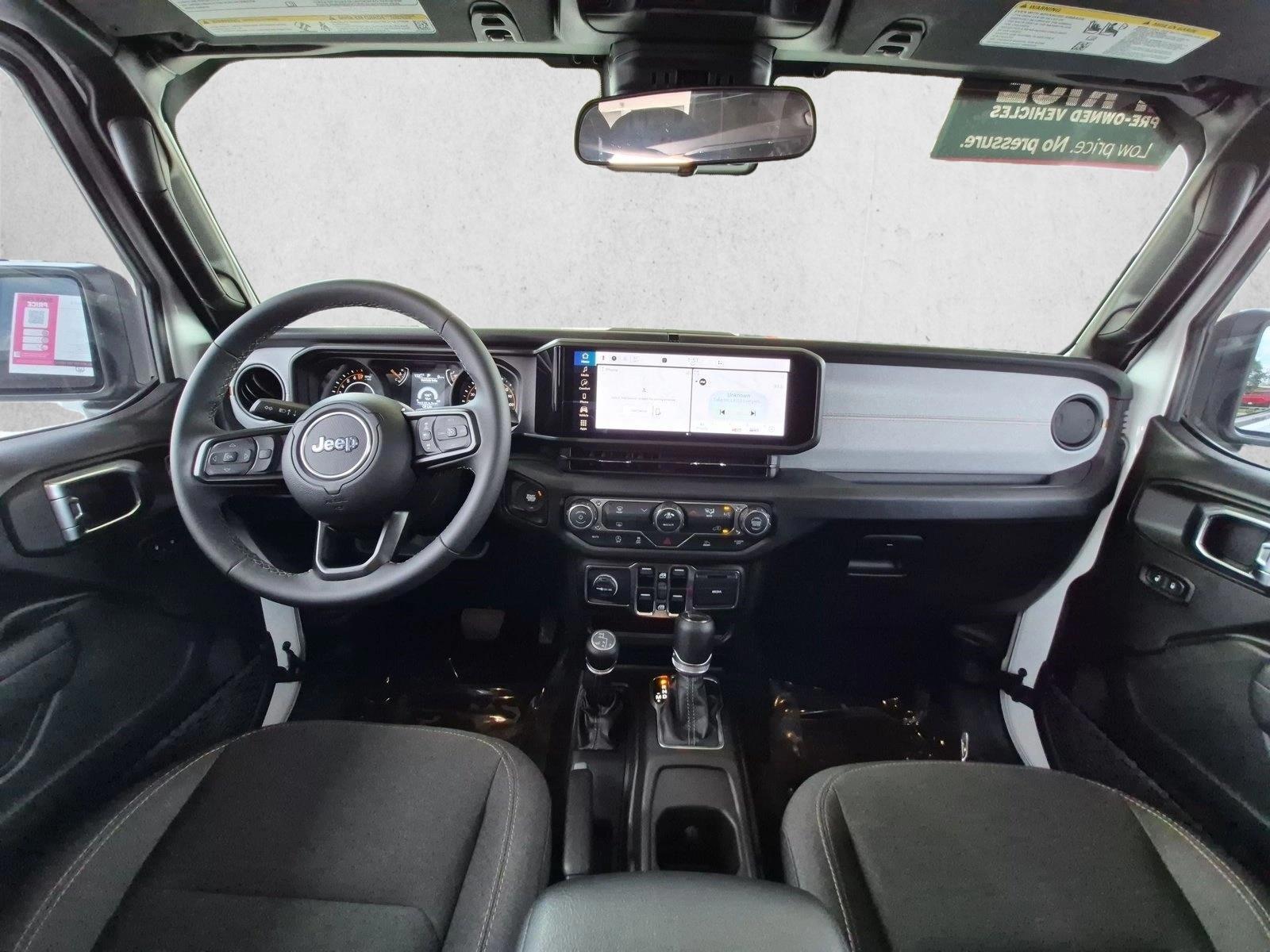 Thumbnail: 2025 Jeep Gladiator - 3