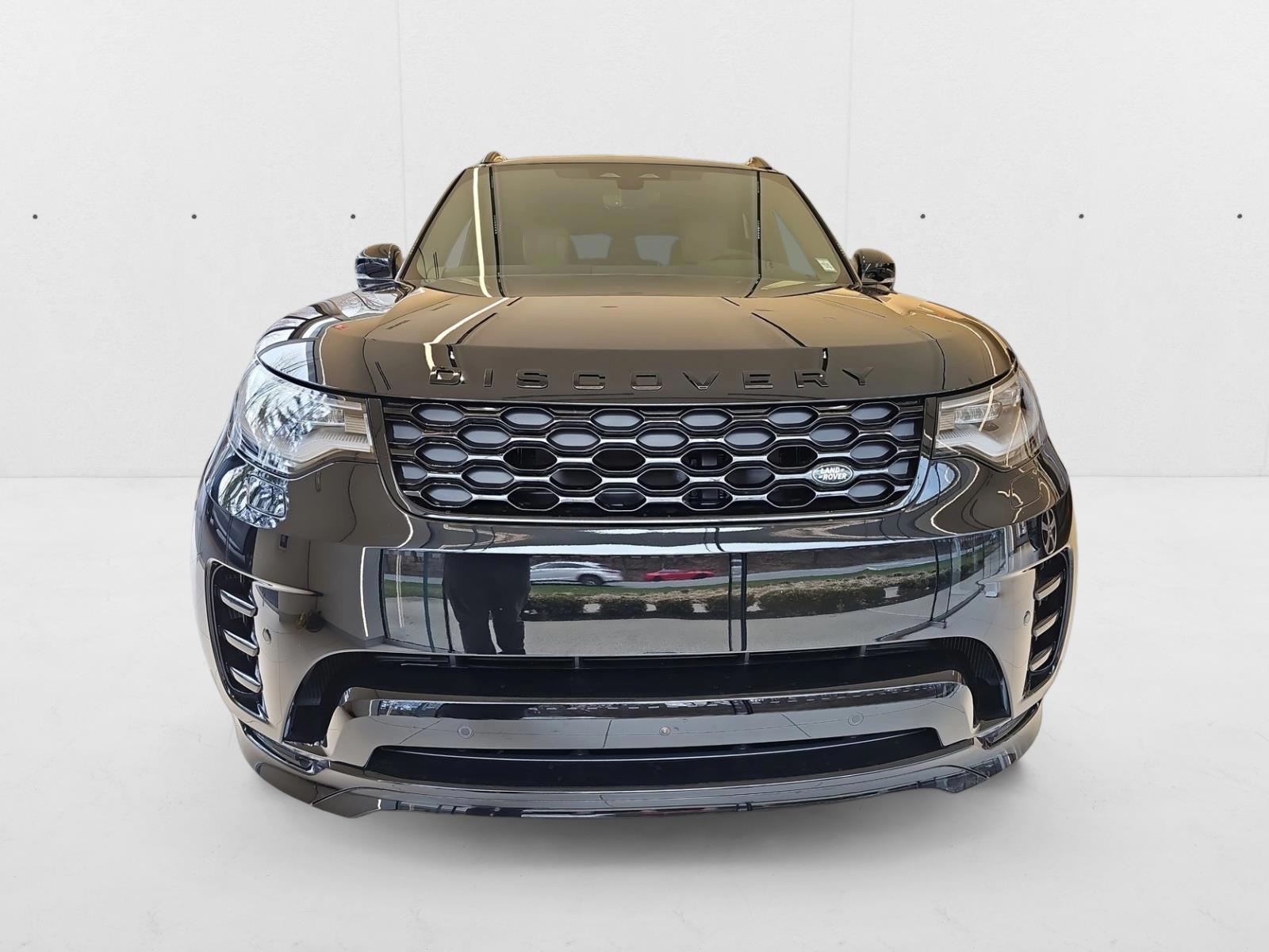 2025 Land Rover Discovery Dynamic SE - Photo 2