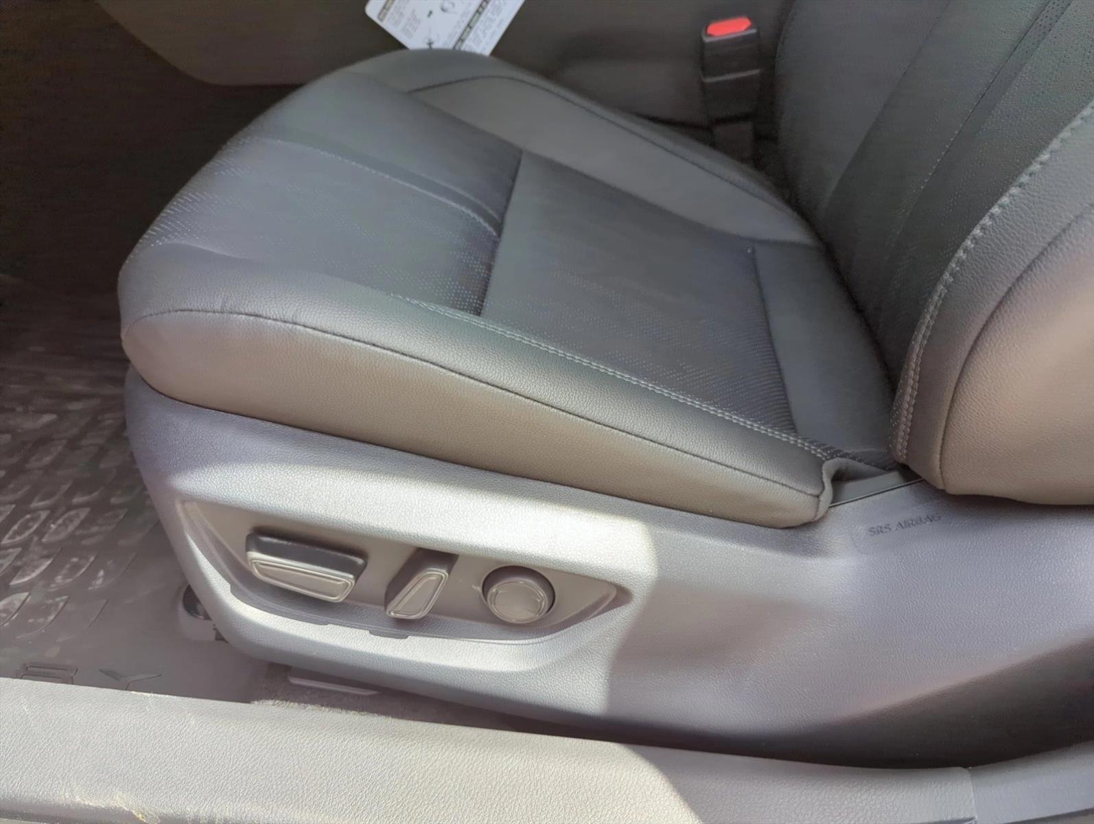 Thumbnail: 2026 Toyota Camry - 3