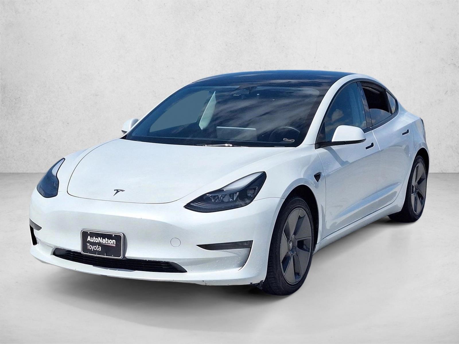 Thumbnail: 2023 Tesla Model 3 - 1