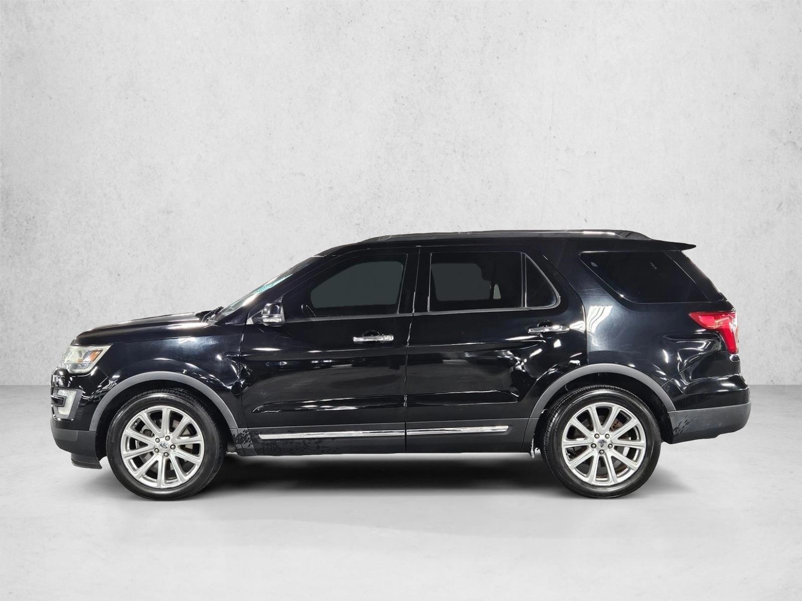 Thumbnail: 2016 Ford Explorer - 2