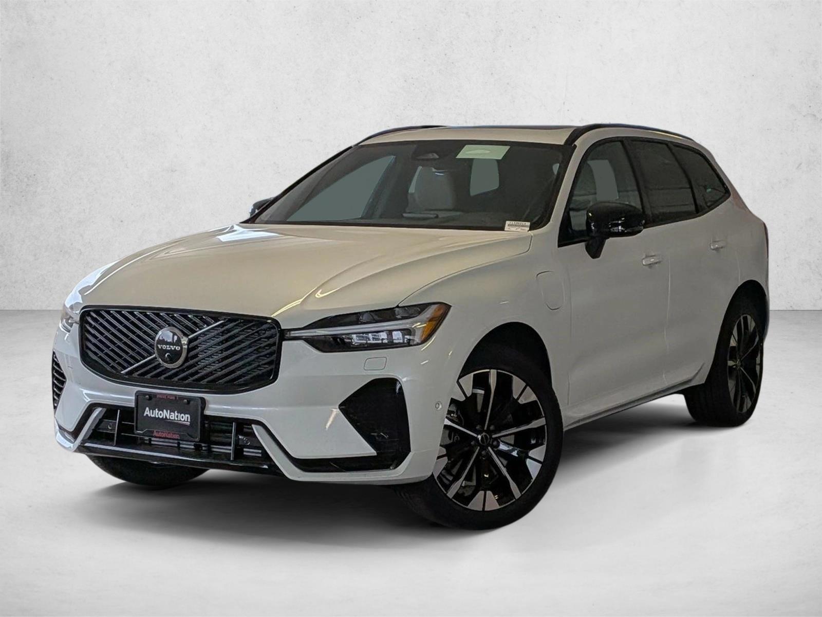 Thumbnail: 2026 Volvo XC60 - 1