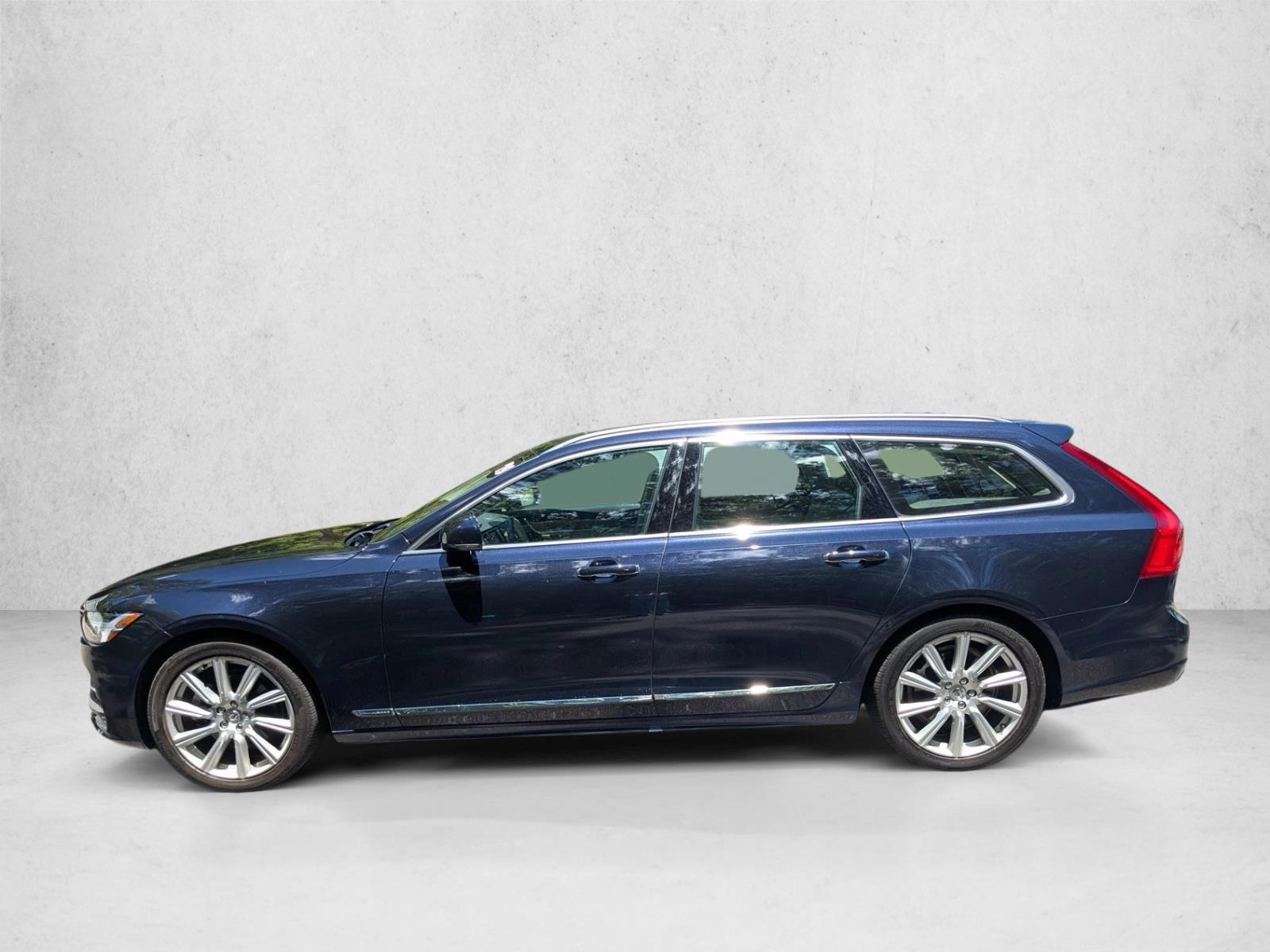 Thumbnail: 2019 Volvo V90 - 2