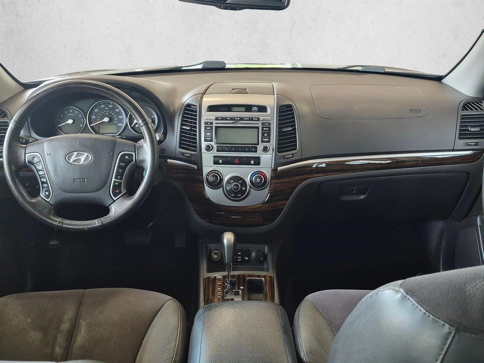 Thumbnail: 2011 Hyundai Santa Fe - 4