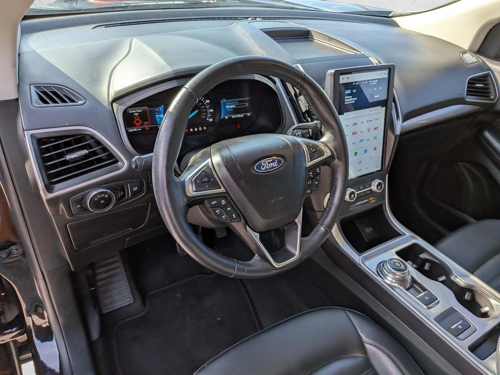 Thumbnail: 2023 Ford Edge - 3