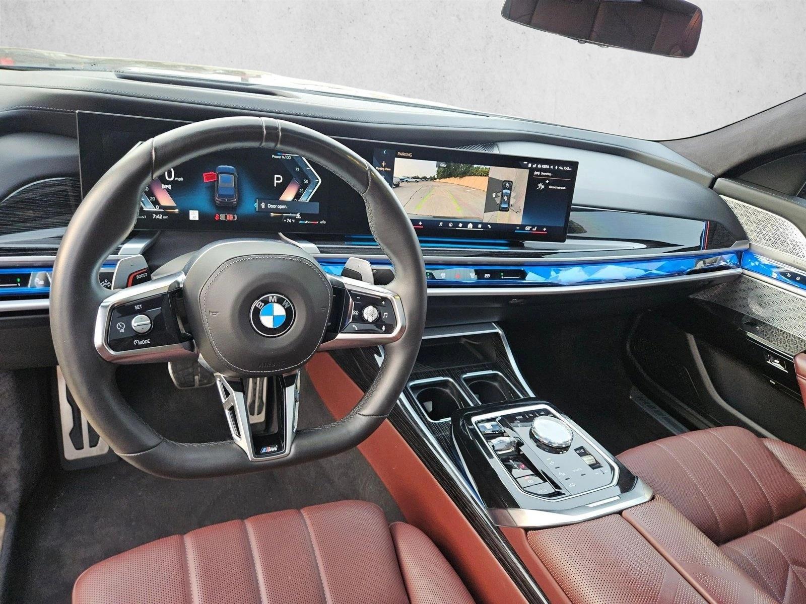 Thumbnail: 2024 BMW 7 Series - 3