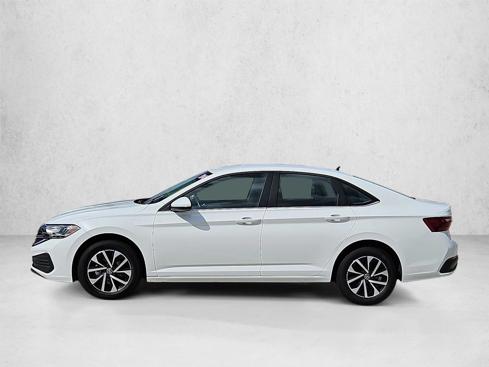 Thumbnail: 2024 Volkswagen Jetta - 2