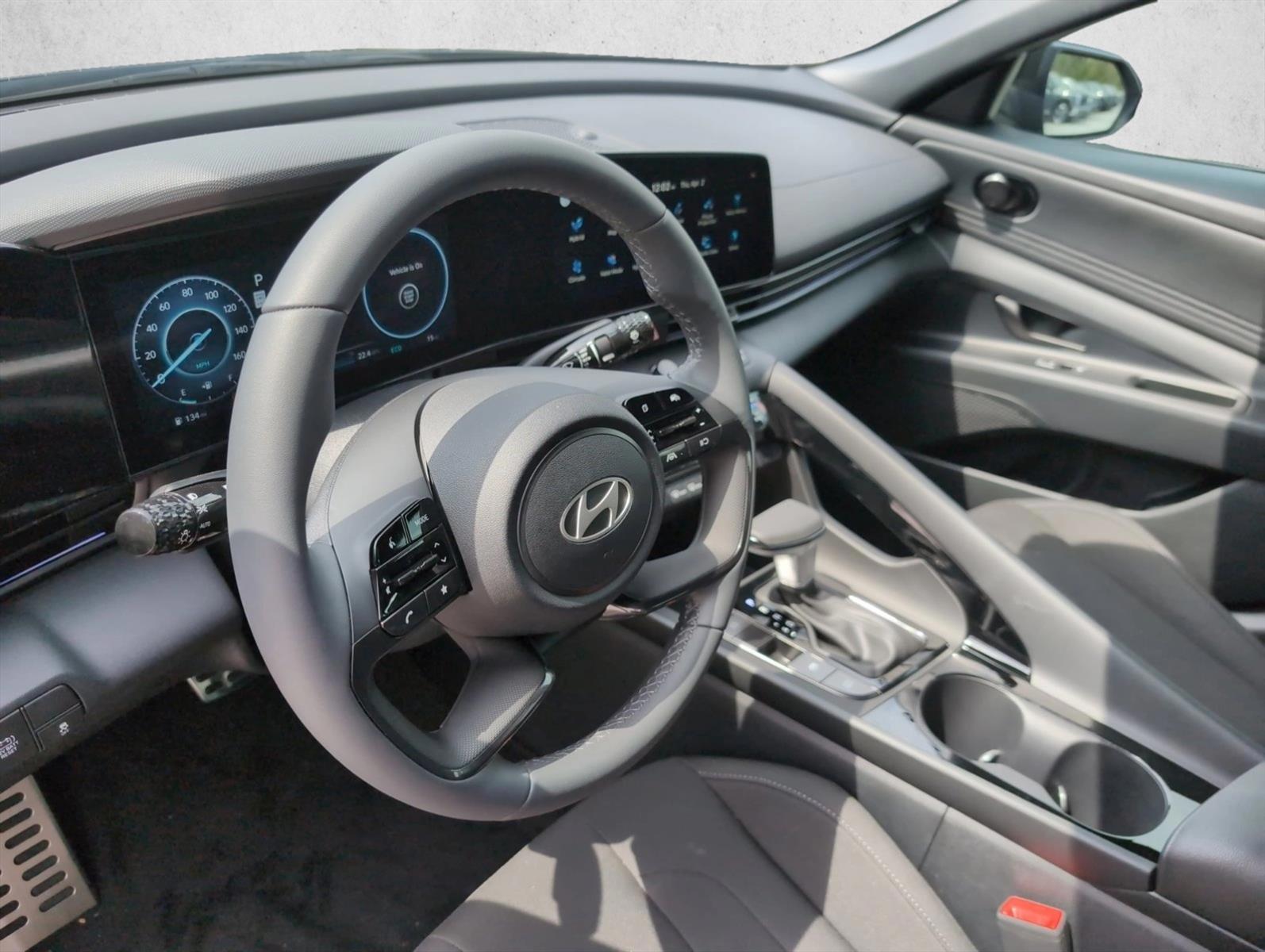Thumbnail: 2026 Hyundai Elantra - 3