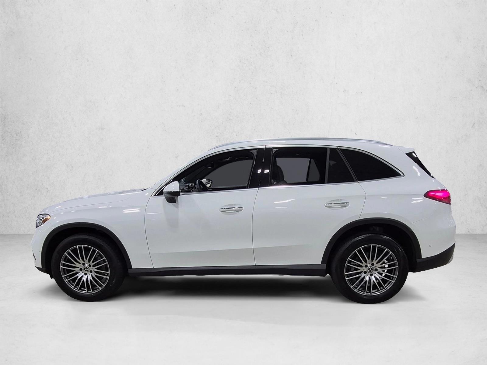 Thumbnail: 2026 Mercedes-Benz GLC - 2