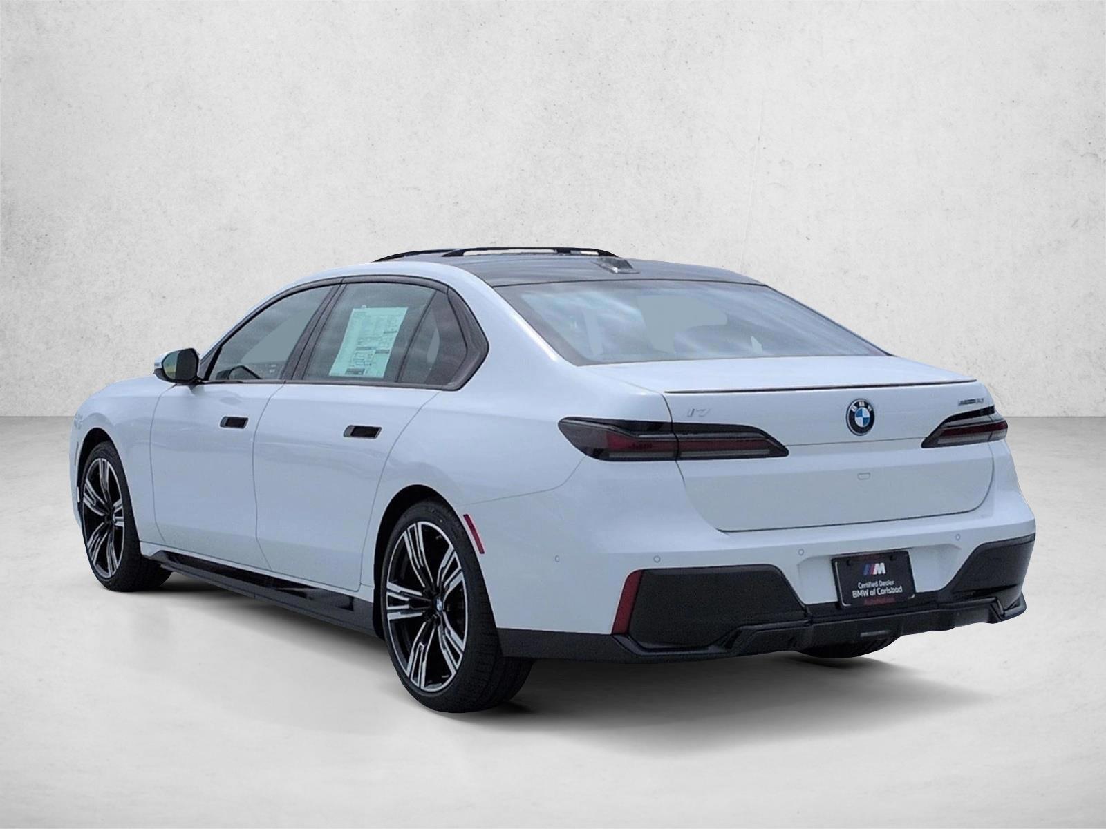2026 BMW i7 50 - Photo 9