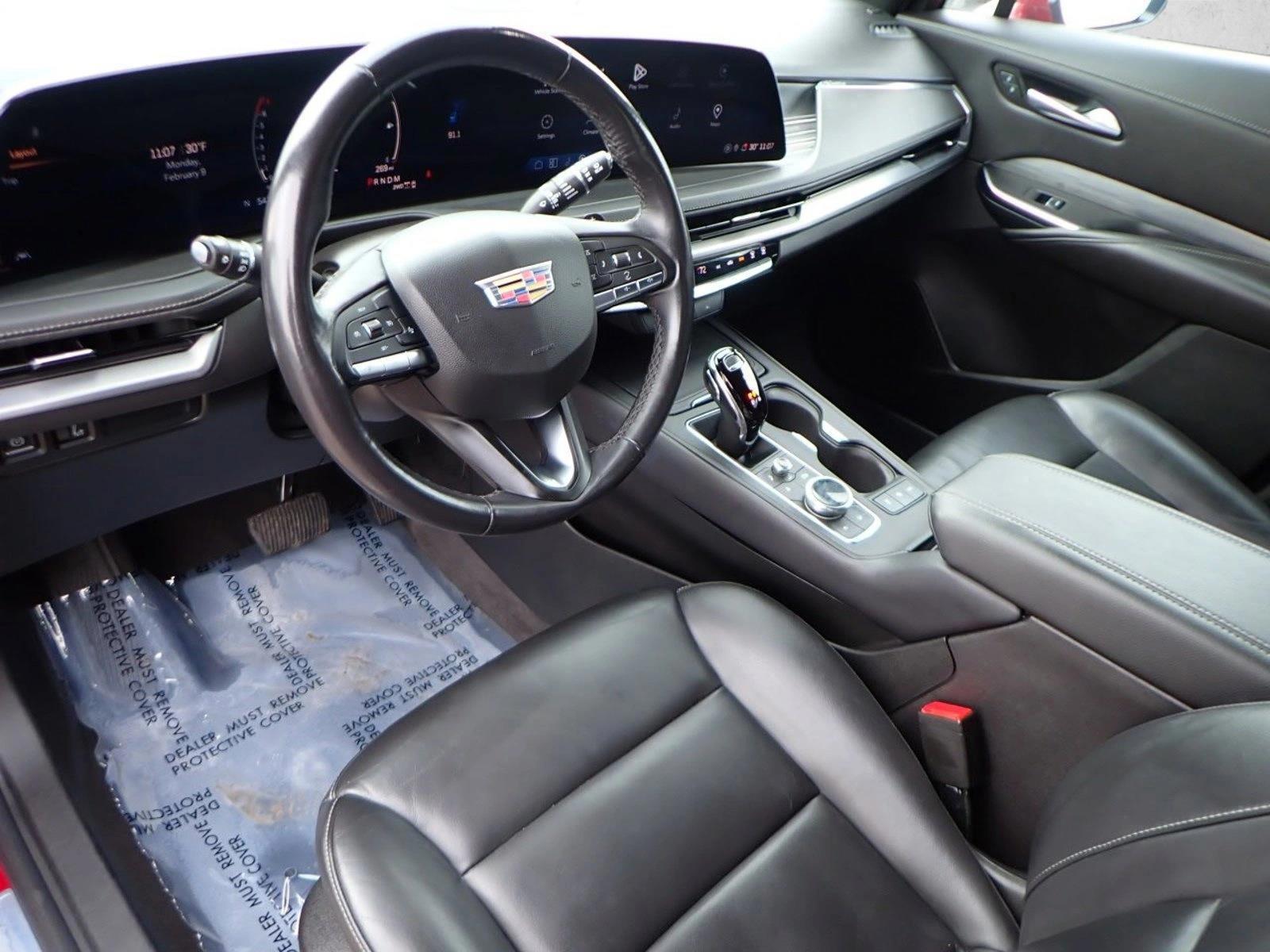 Thumbnail: 2024 Cadillac XT4 - 3