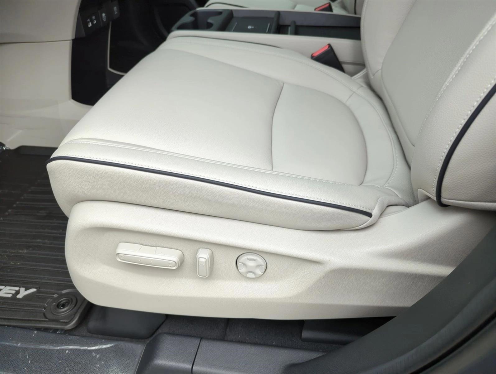 Thumbnail: 2027 Honda Odyssey - 5