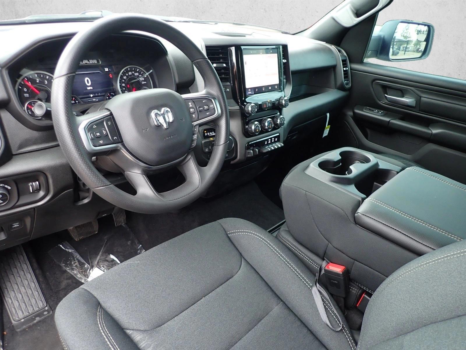 Thumbnail: 2026 RAM 1500 - 3