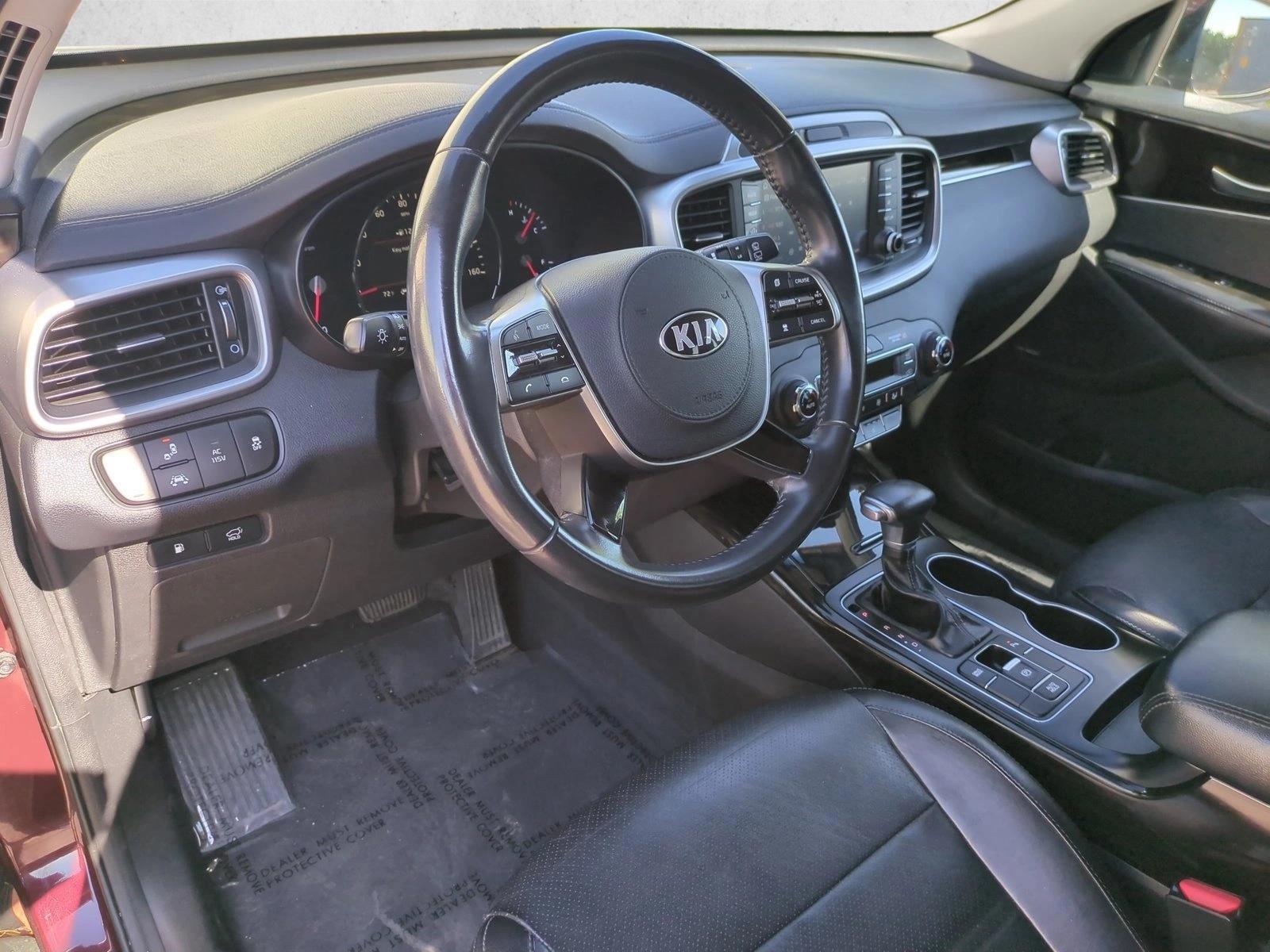 Thumbnail: 2019 Kia Sorento - 3