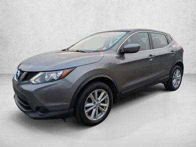 2017 Nissan Rogue Sport S -
                  North Canton, OH