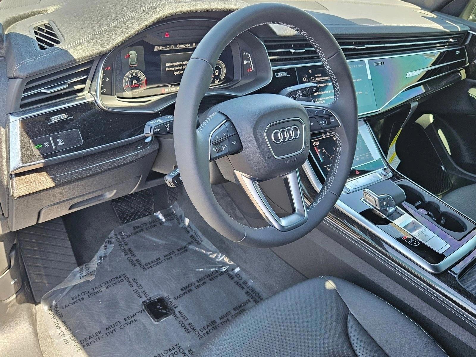 Thumbnail: 2026 Audi Q8 - 3