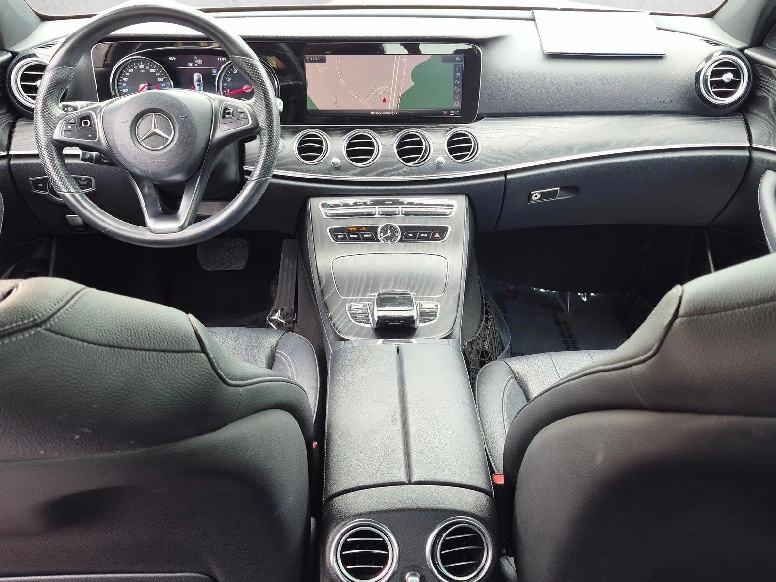 Thumbnail: 2018 Mercedes-Benz E-Class - 3