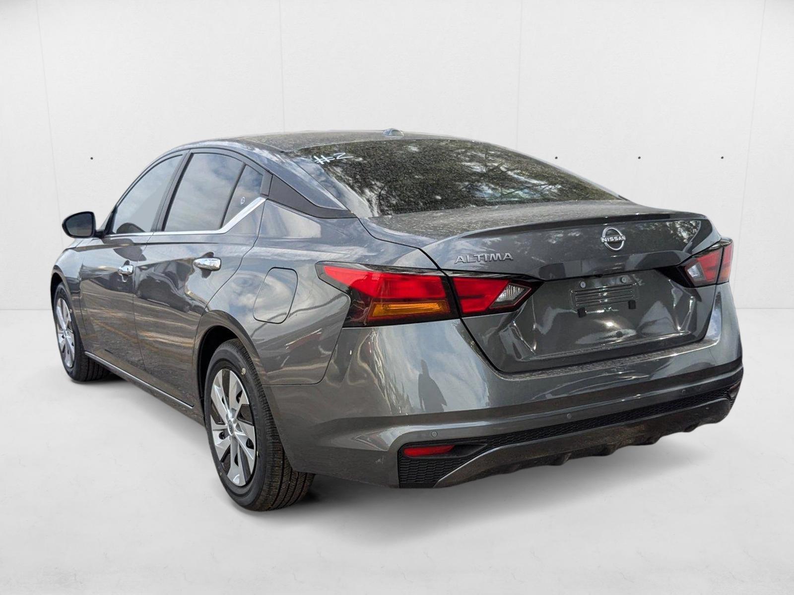 2025 Nissan Altima S - Photo 8