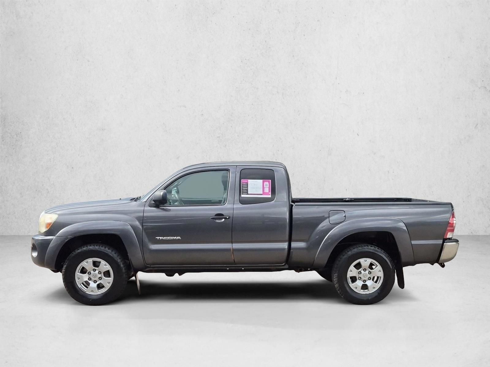 Thumbnail: 2010 Toyota Tacoma - 2
