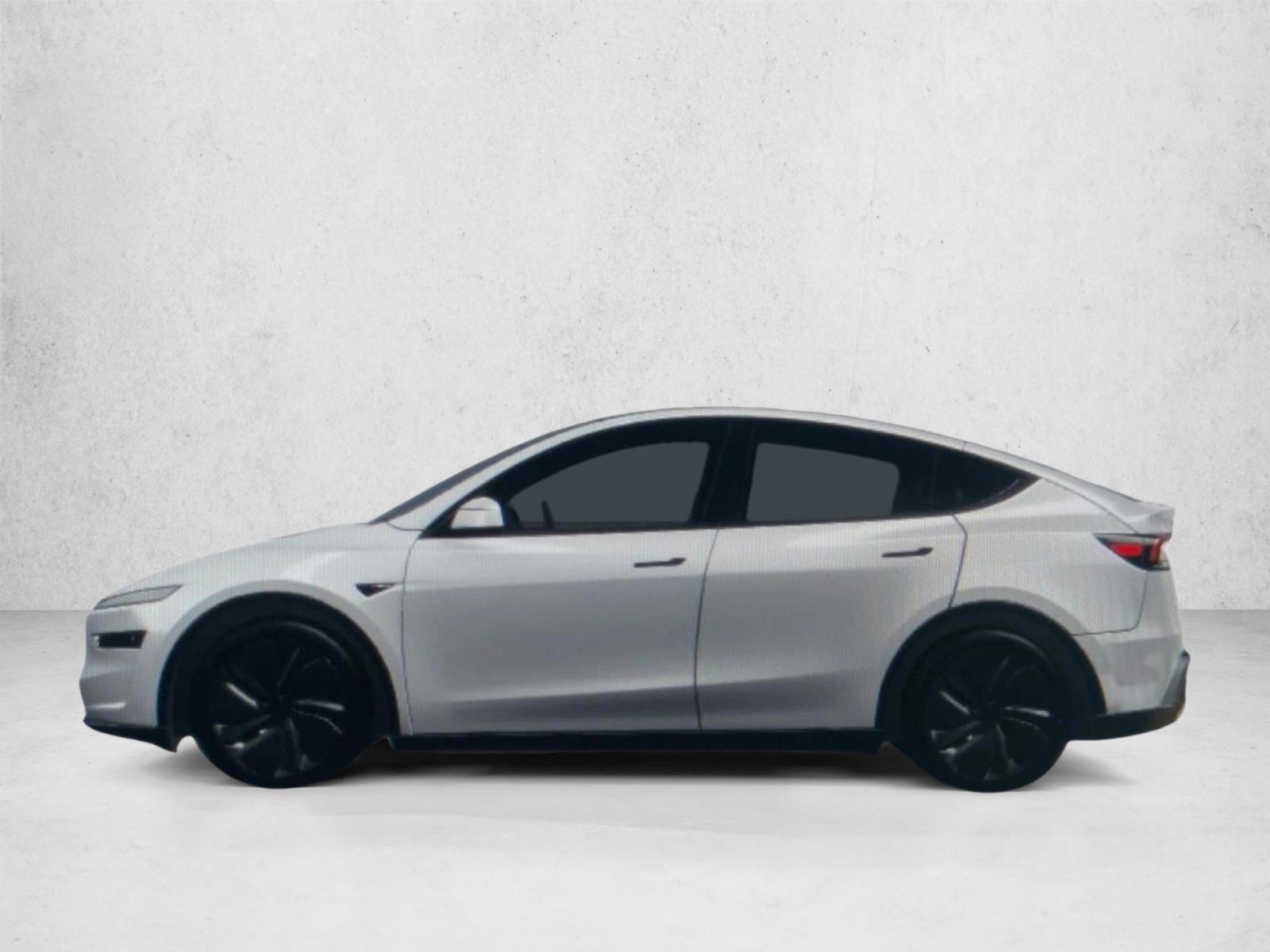 Thumbnail: 2026 Tesla Model Y - 3
