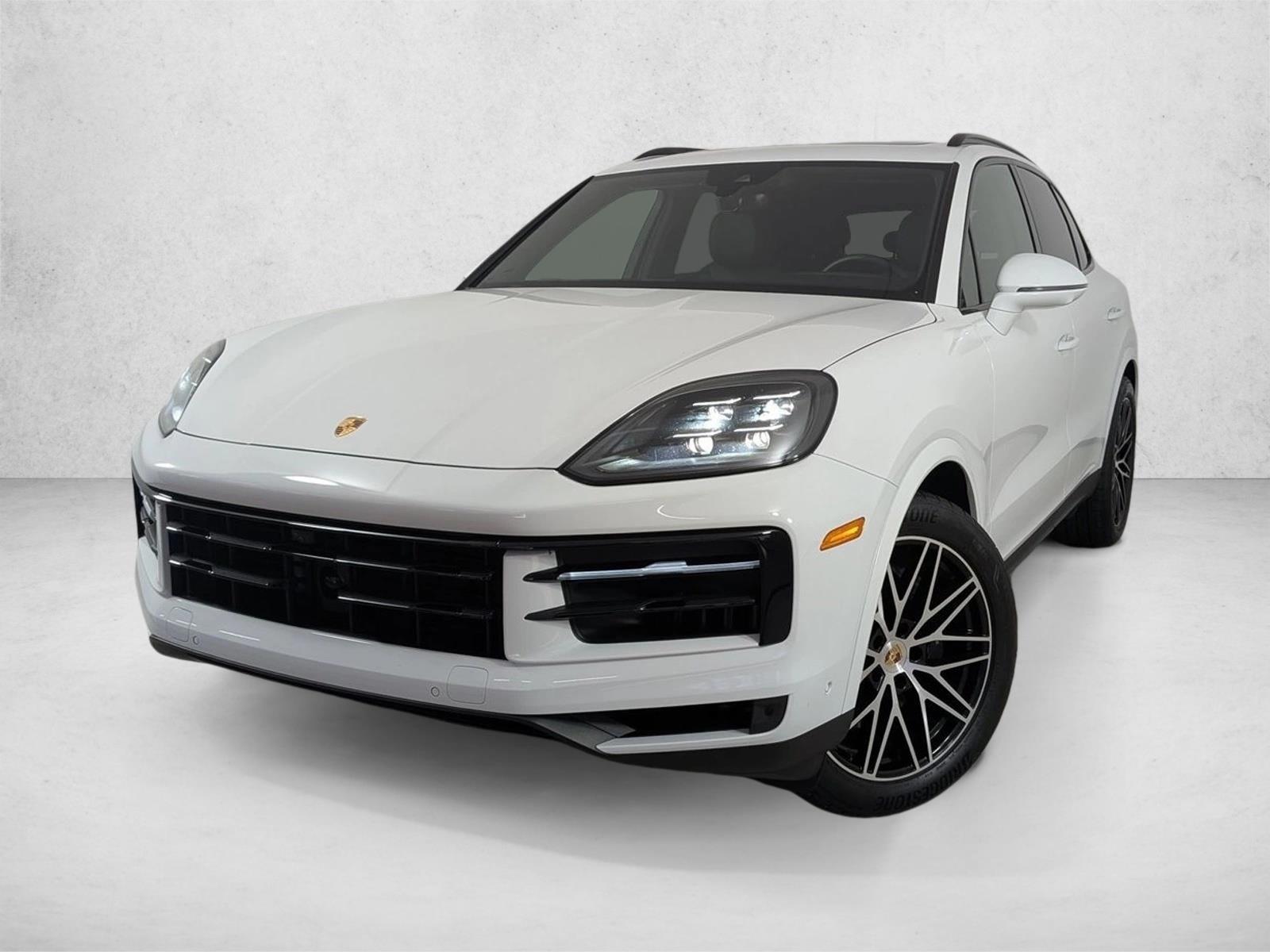 2025 Porsche Cayenne -'s photo
