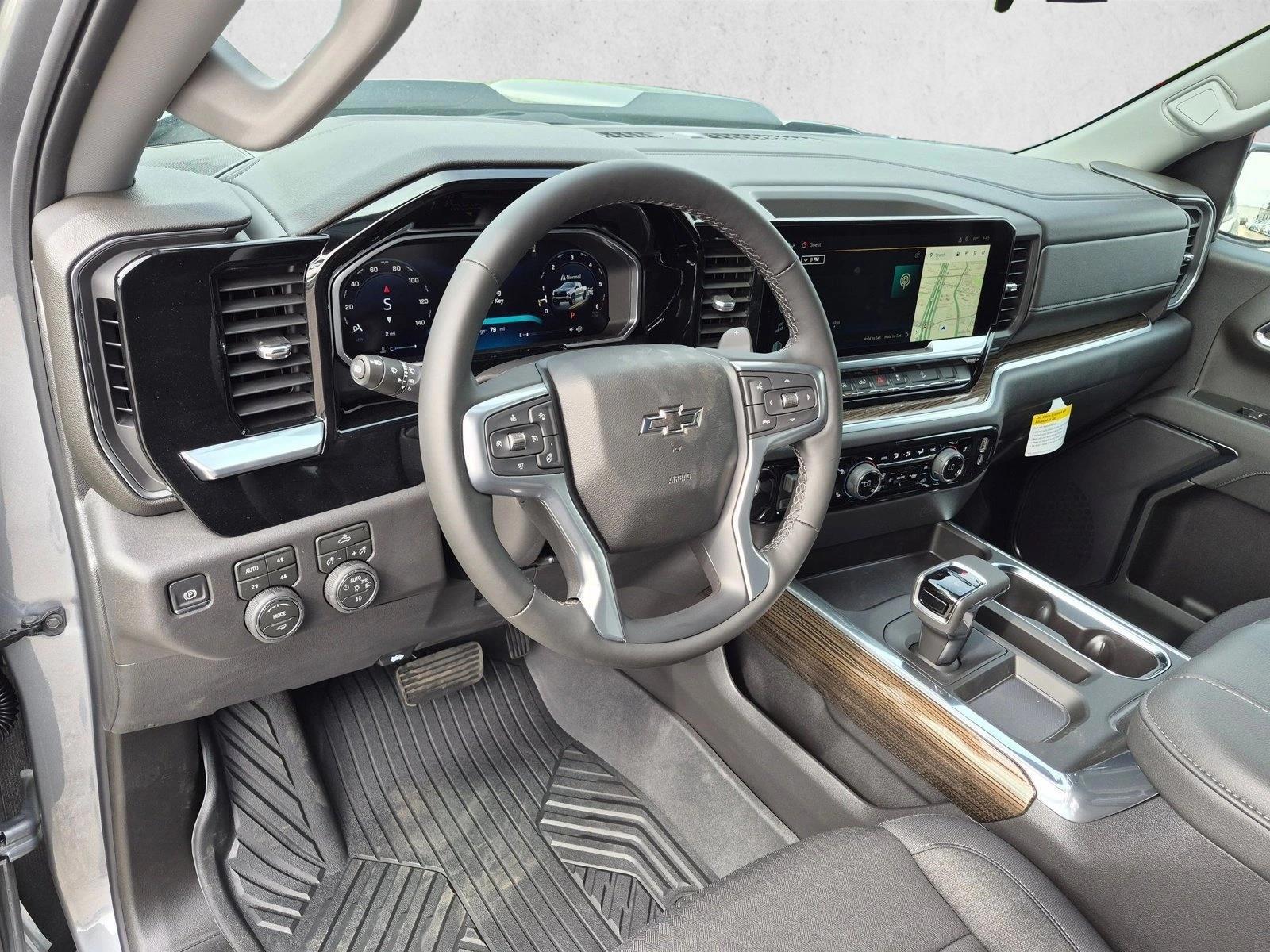 Thumbnail: 2026 Chevrolet Silverado 1500 - 3