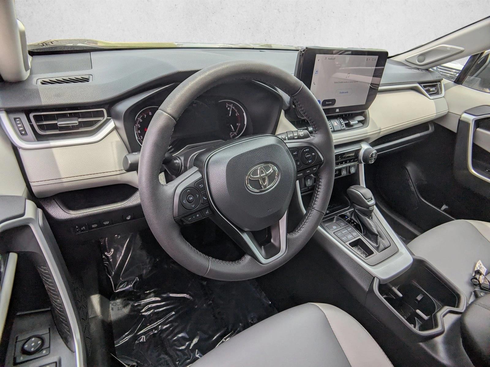Thumbnail: 2025 Toyota RAV4 - 3