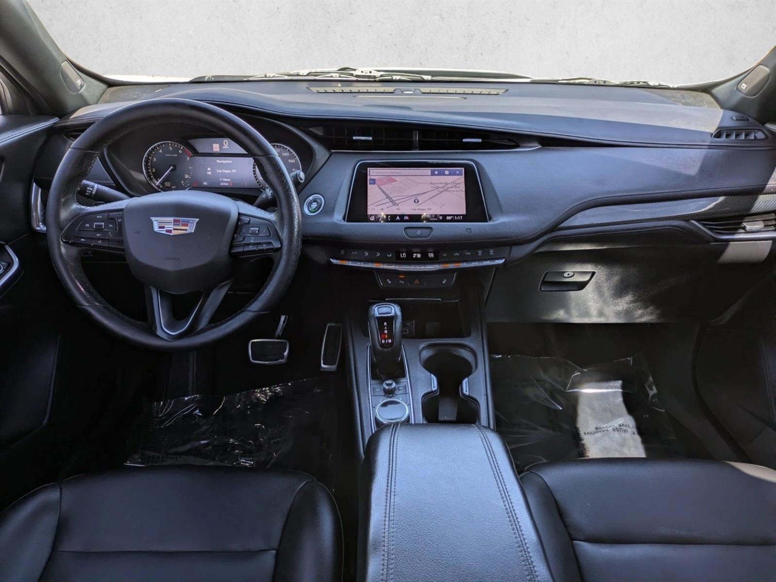 Thumbnail: 2019 Cadillac XT4 - 3