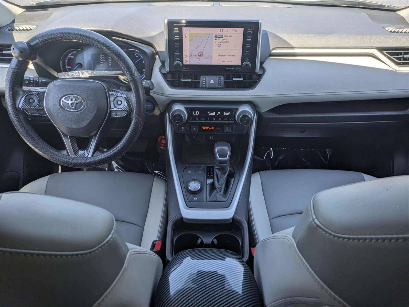 Thumbnail: 2019 Toyota RAV4 - 4
