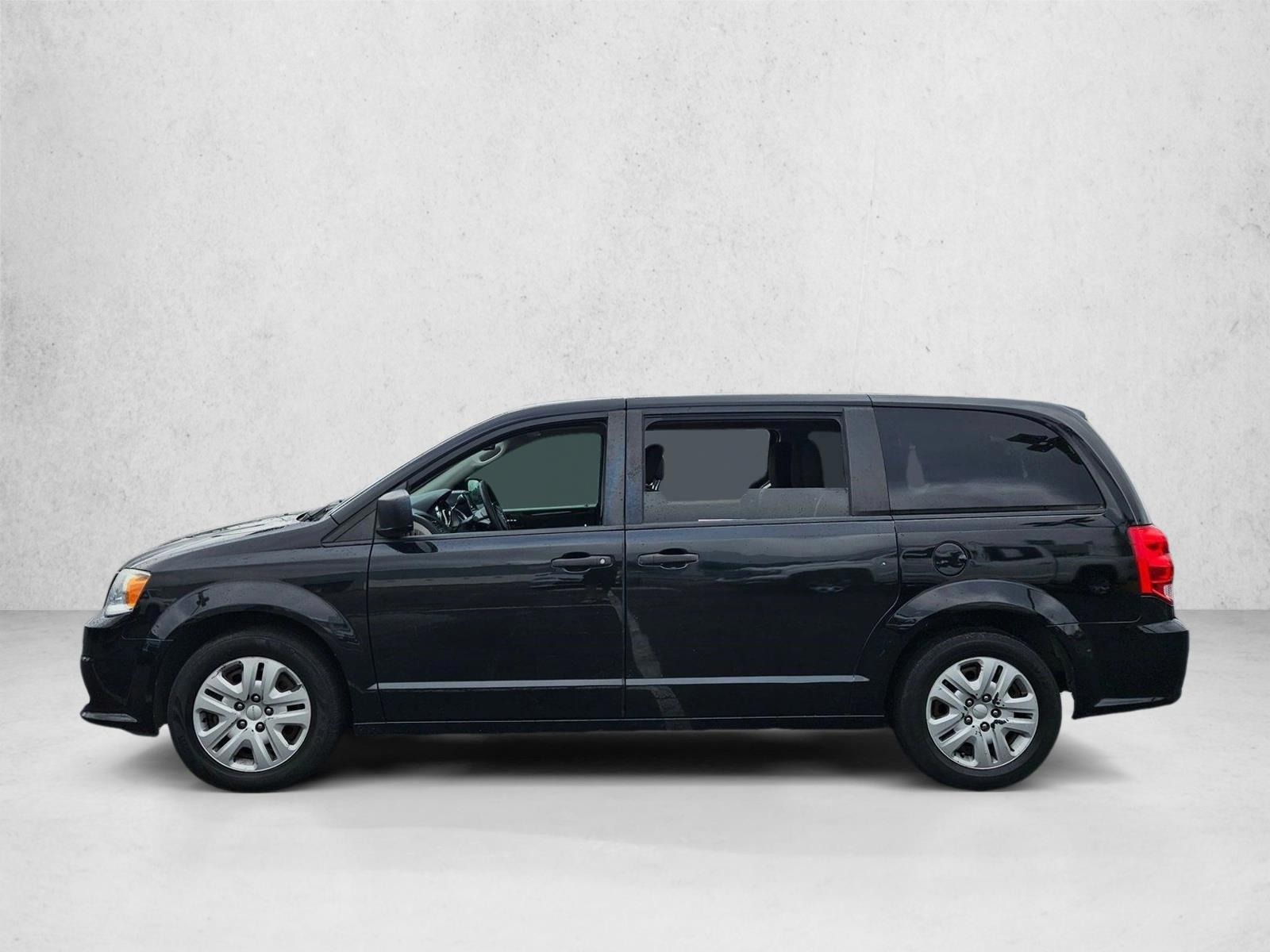 Thumbnail: 2019 Dodge Grand Caravan - 2