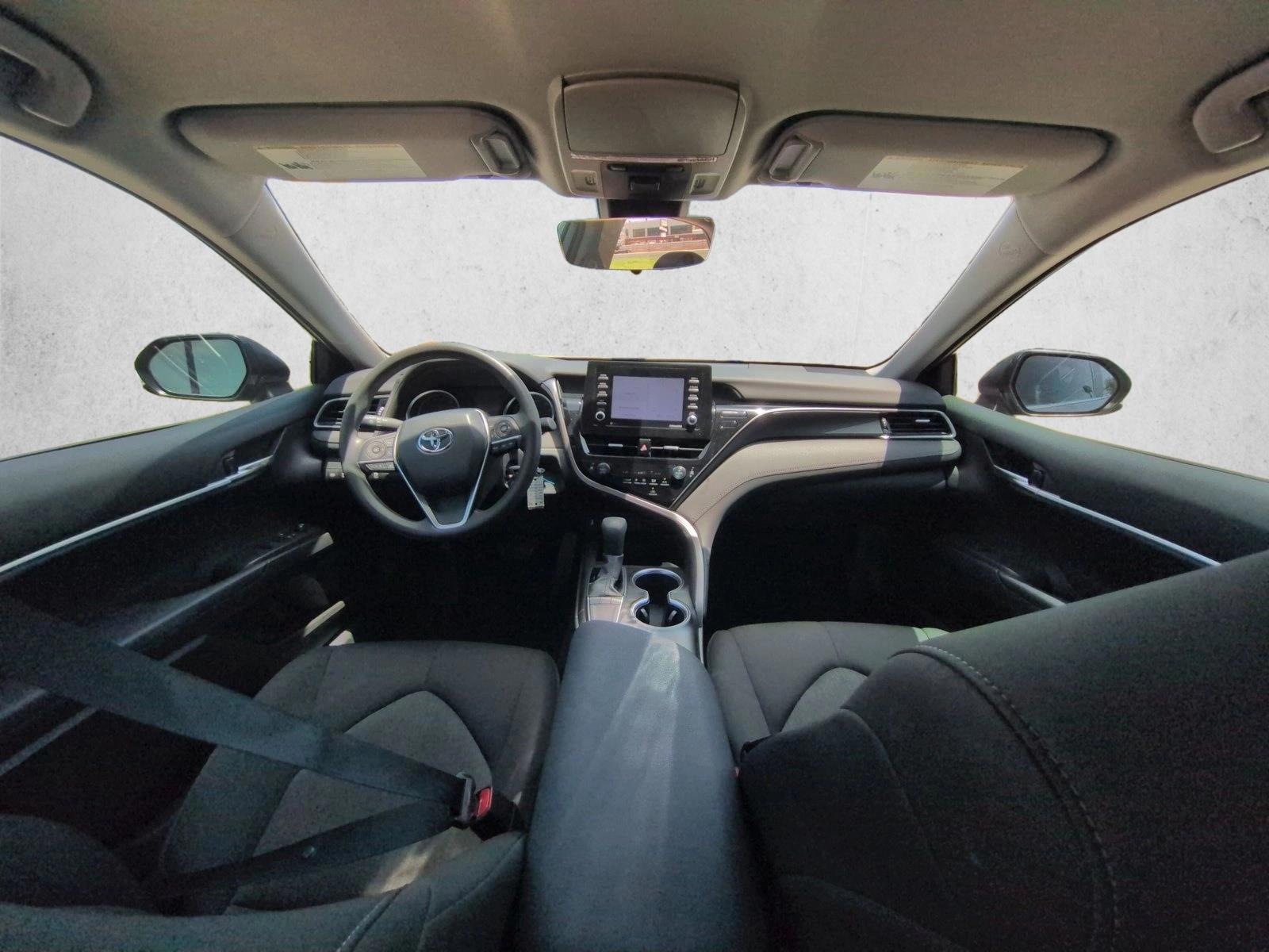 Thumbnail: 2022 Toyota Camry - 3