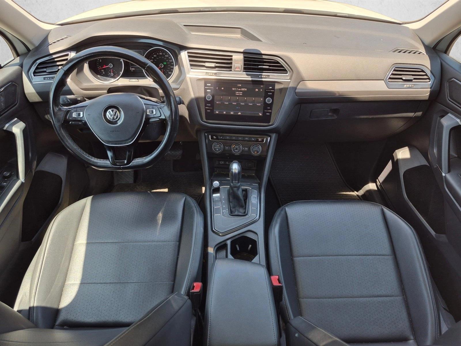 Thumbnail: 2018 Volkswagen Tiguan - 3
