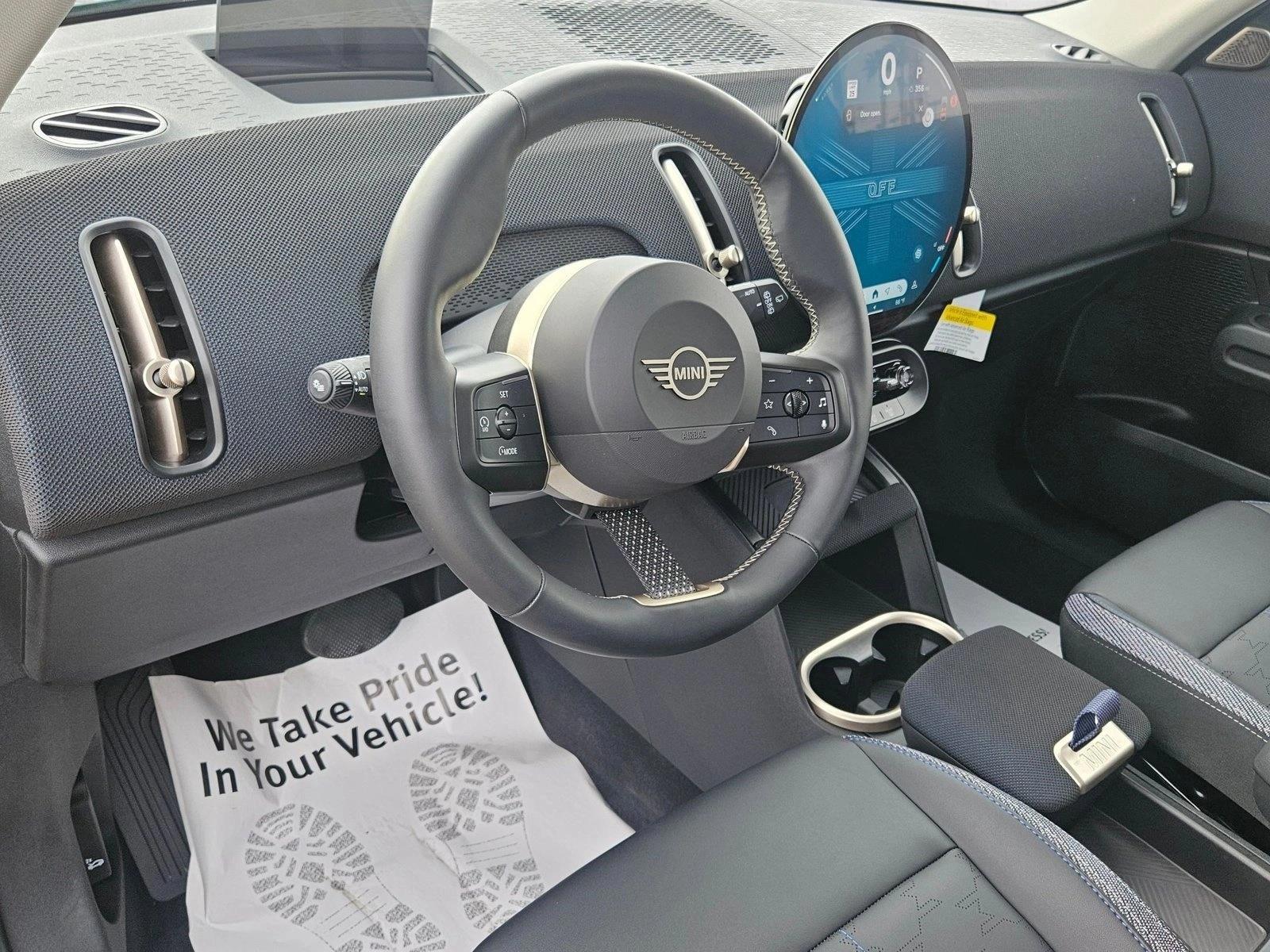 Thumbnail: 2025 MINI Cooper Countryman - 3