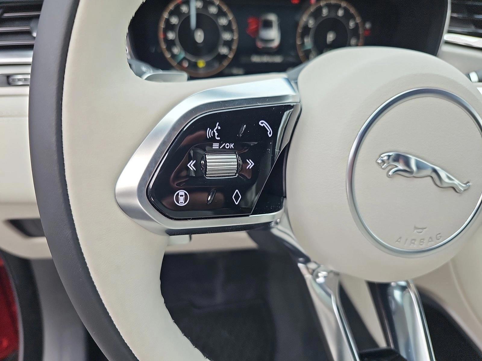 2026 Jaguar F-Pace R-Dynamic S - Photo 14