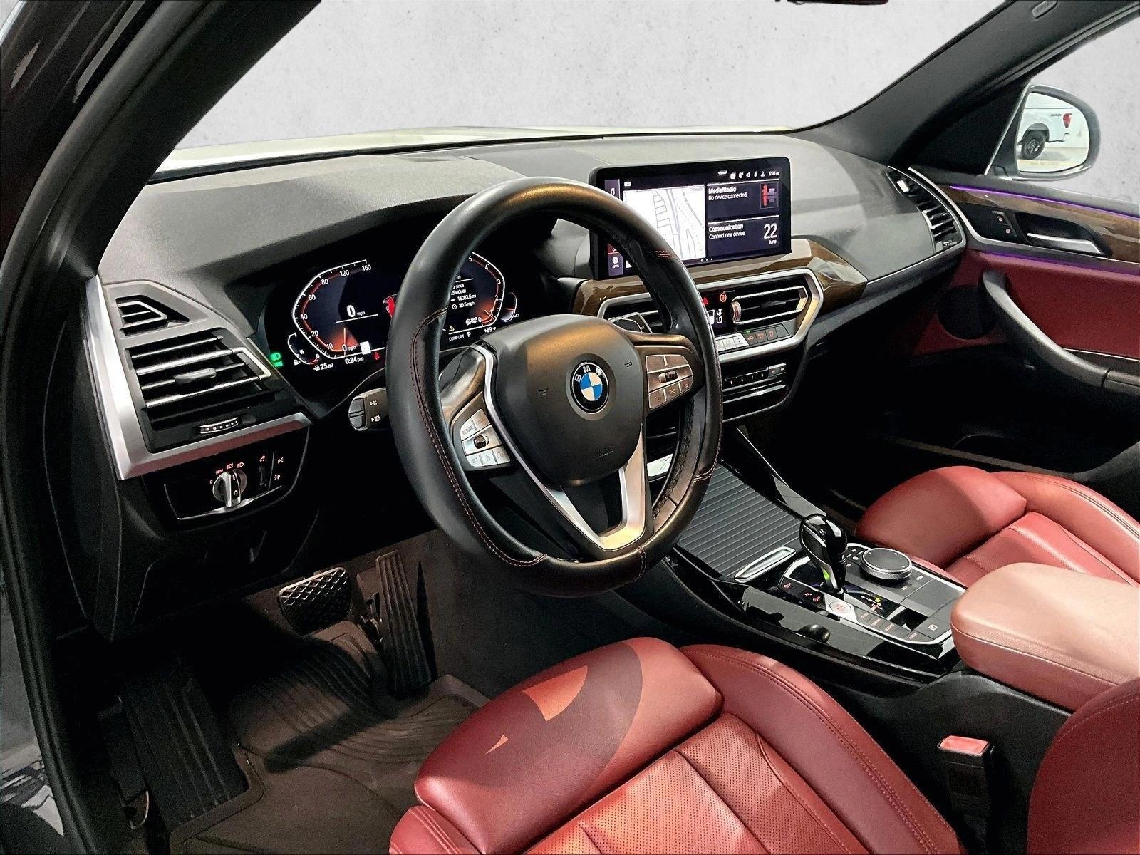 Thumbnail: 2022 BMW X3 - 3