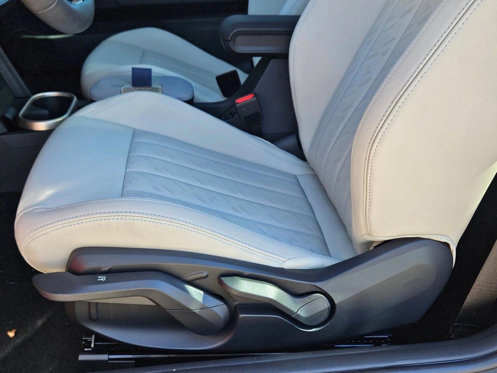 Thumbnail: 2026 MINI Cooper Hardtop - 4