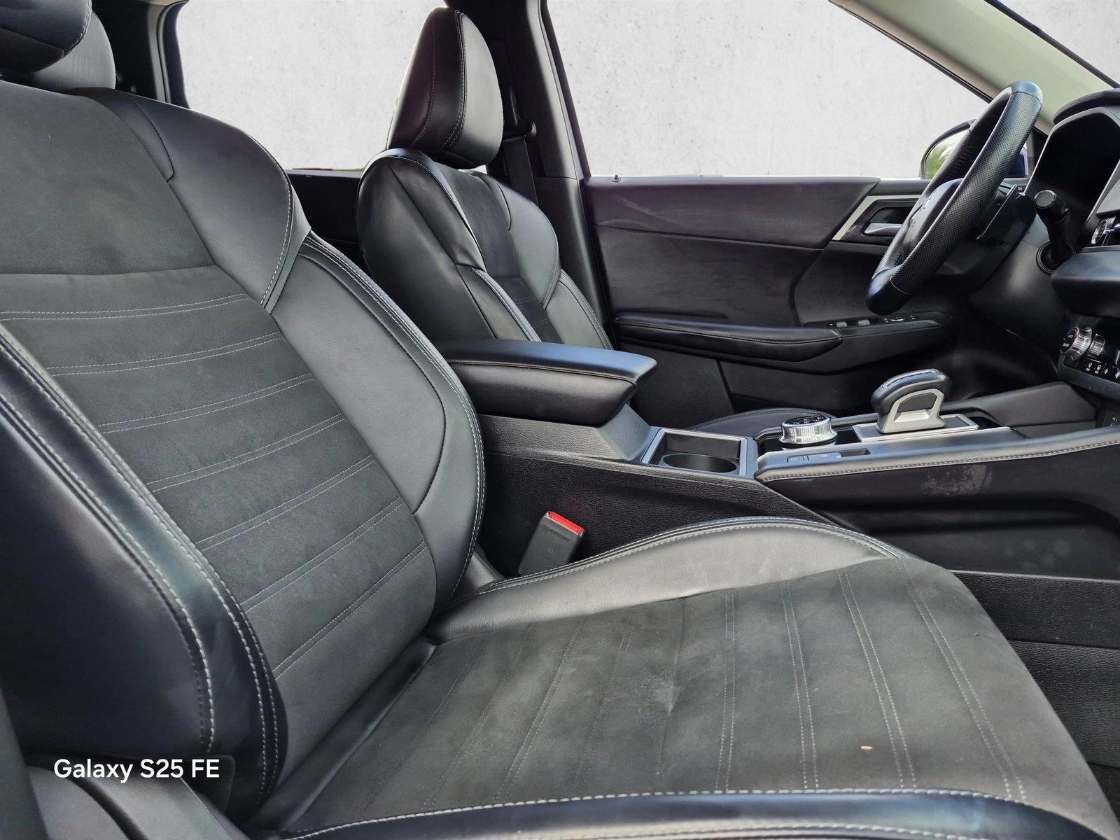 2024 Mitsubishi Outlander 22
