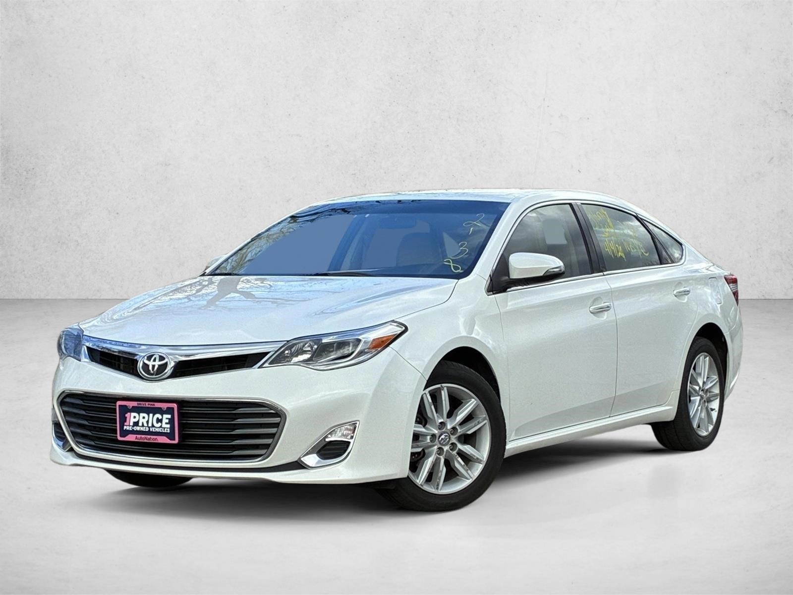 Thumbnail: 2015 Toyota Avalon - 1