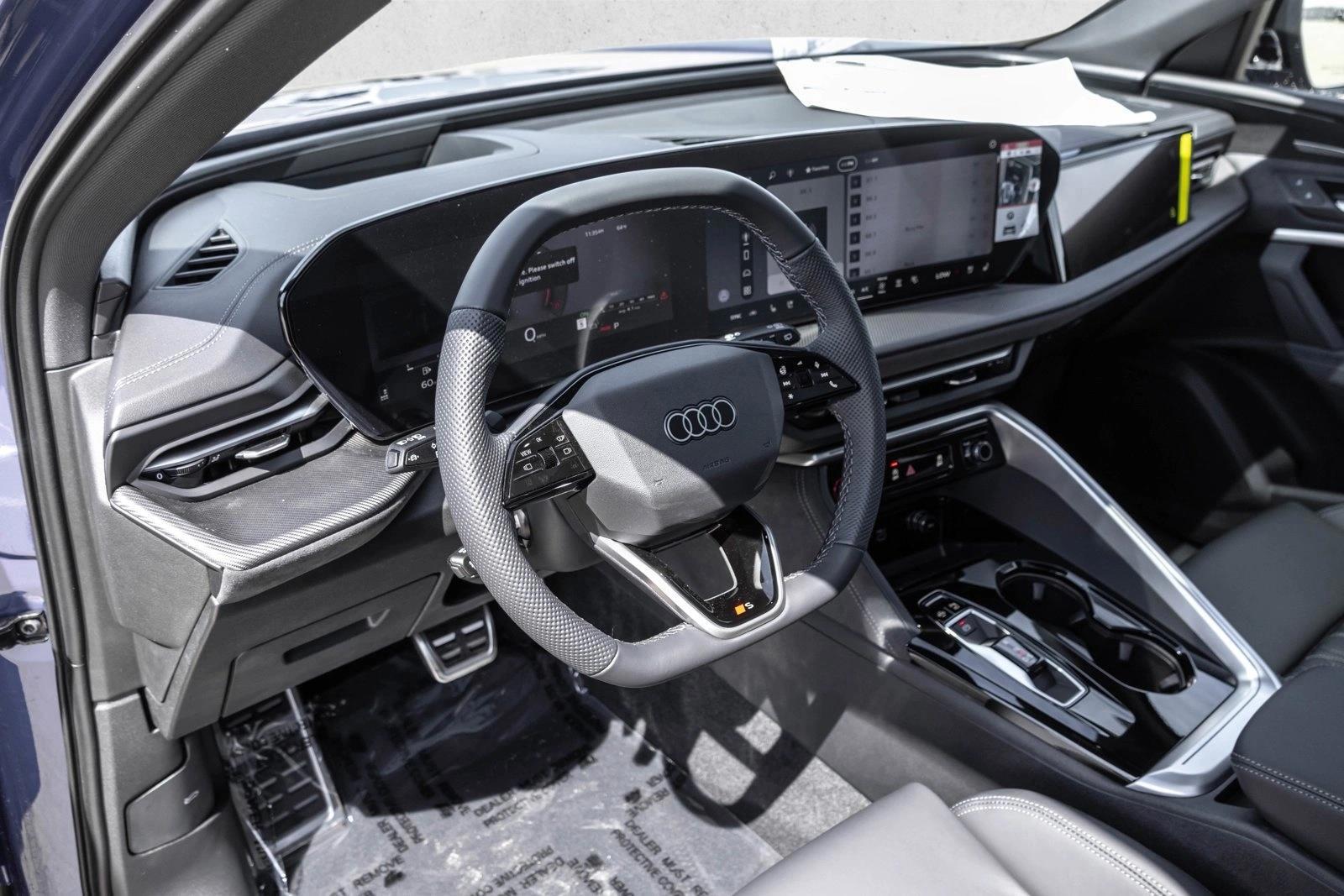 Thumbnail: 2026 Audi SQ5 - 3
